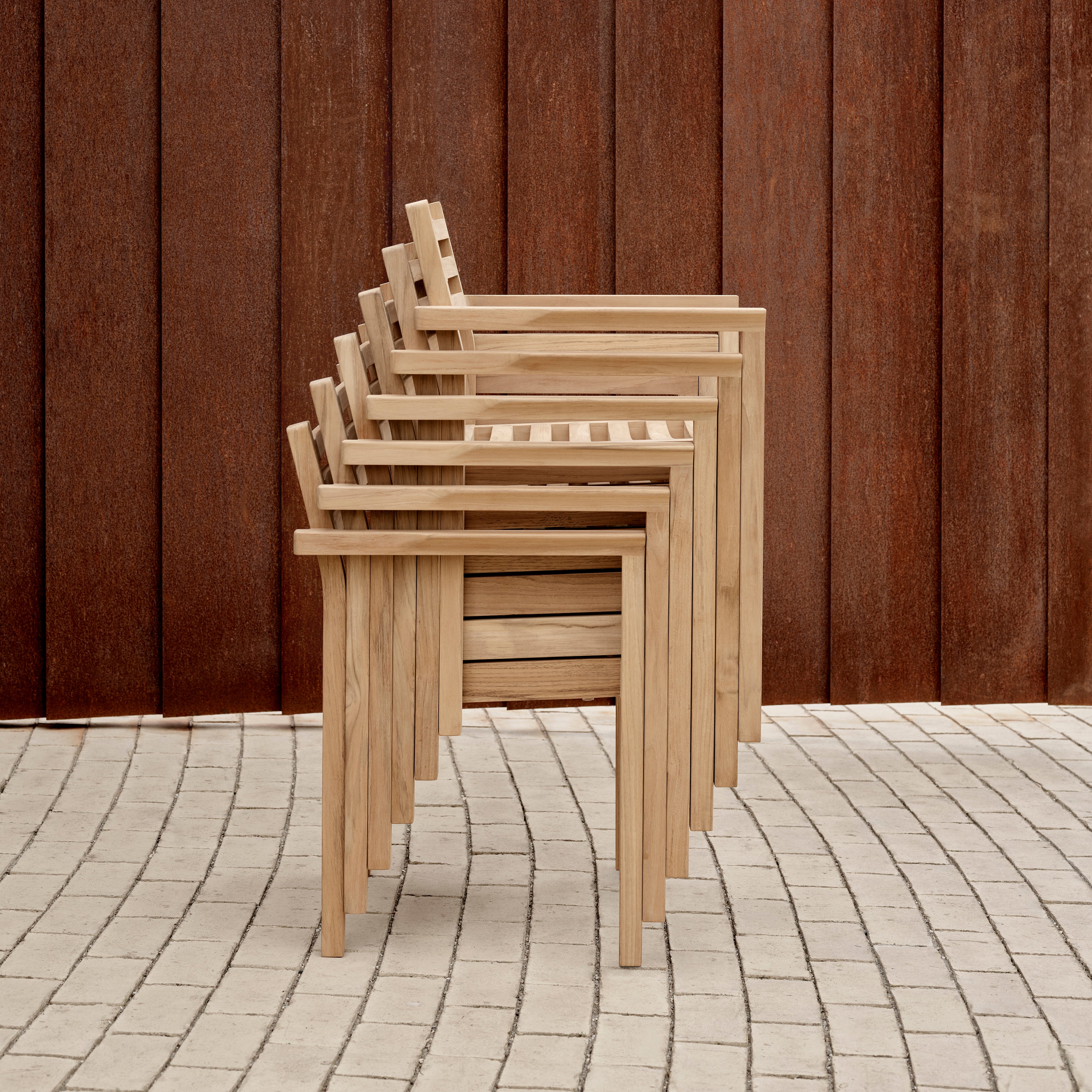 AH502 Outdoor Dining Chair with Armrest: Stacking