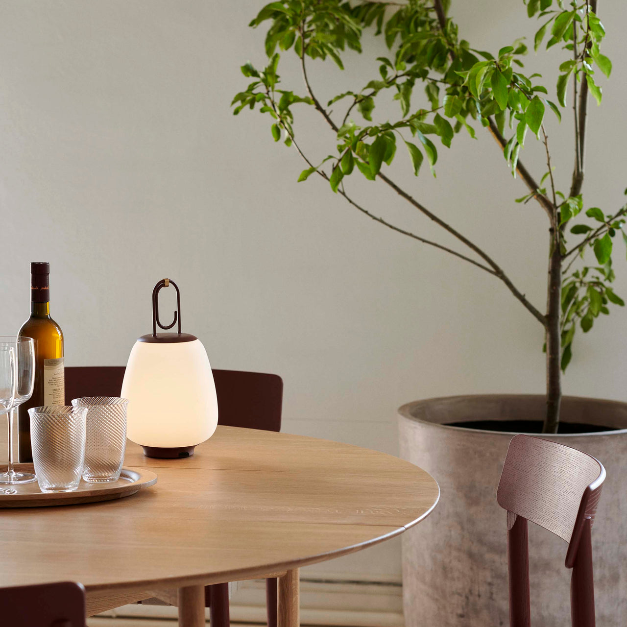 Lucca Portable Table Lamp: SC51