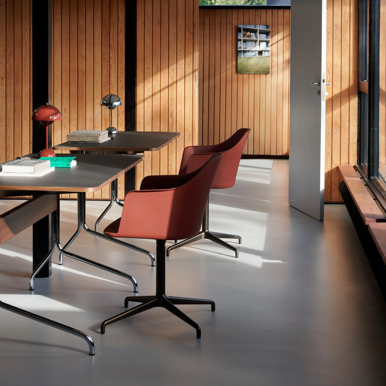 Rely Armchair HW38