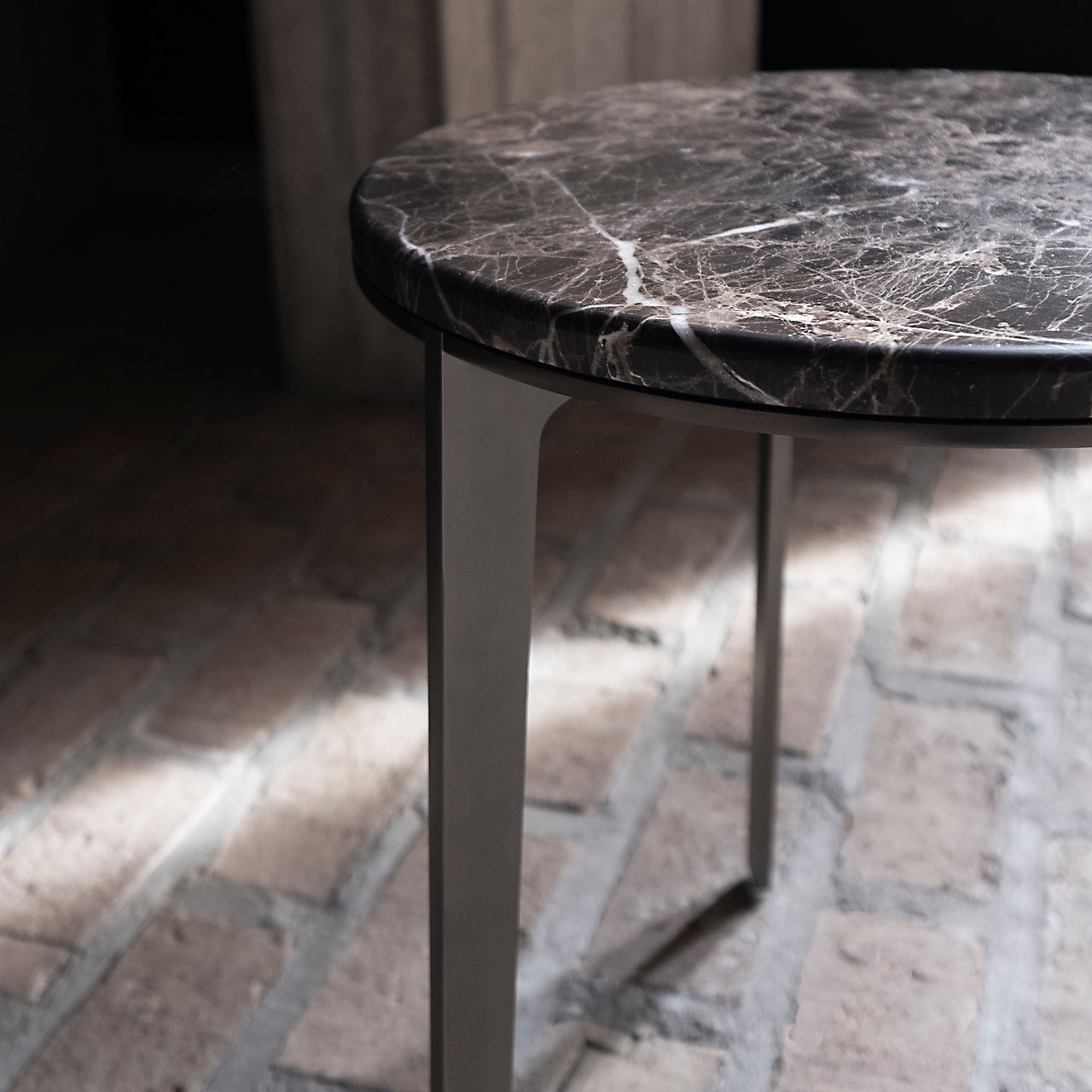 Round Side Table