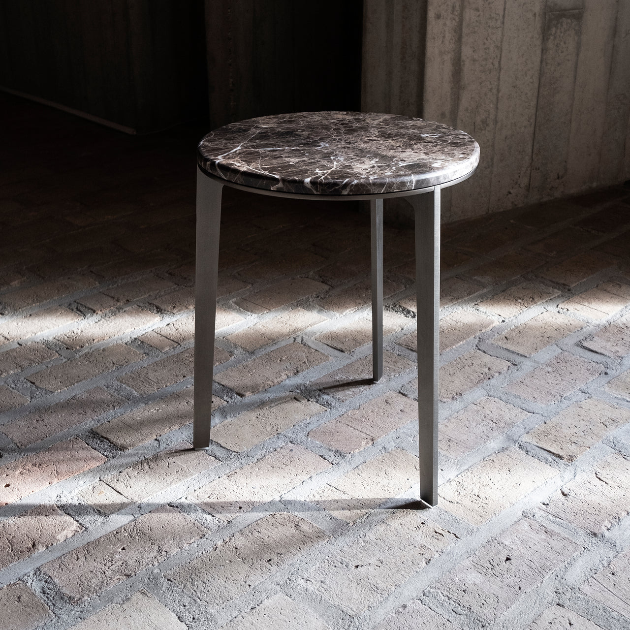Round Side Table