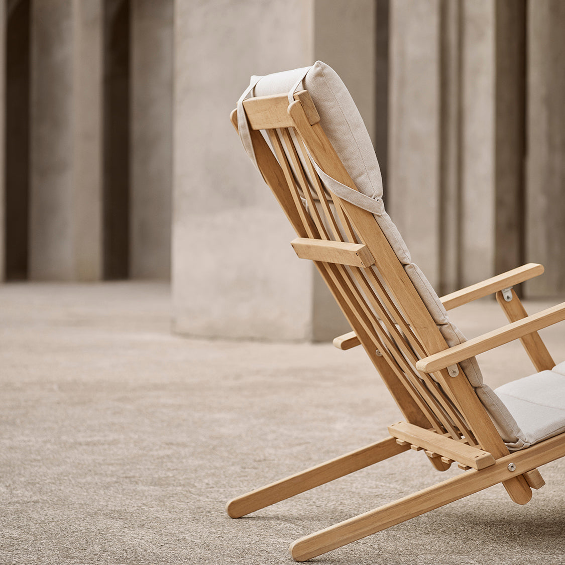 BM5568 Outdoor Deck Chair