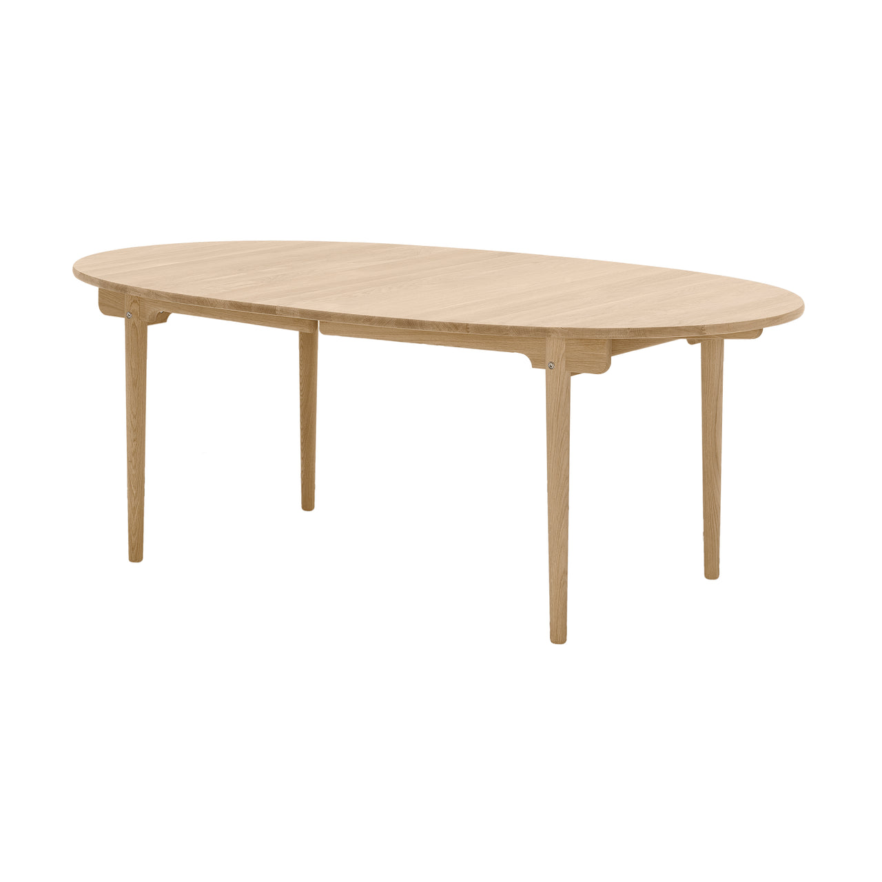 CH338 Dining Table: Oiled Oak