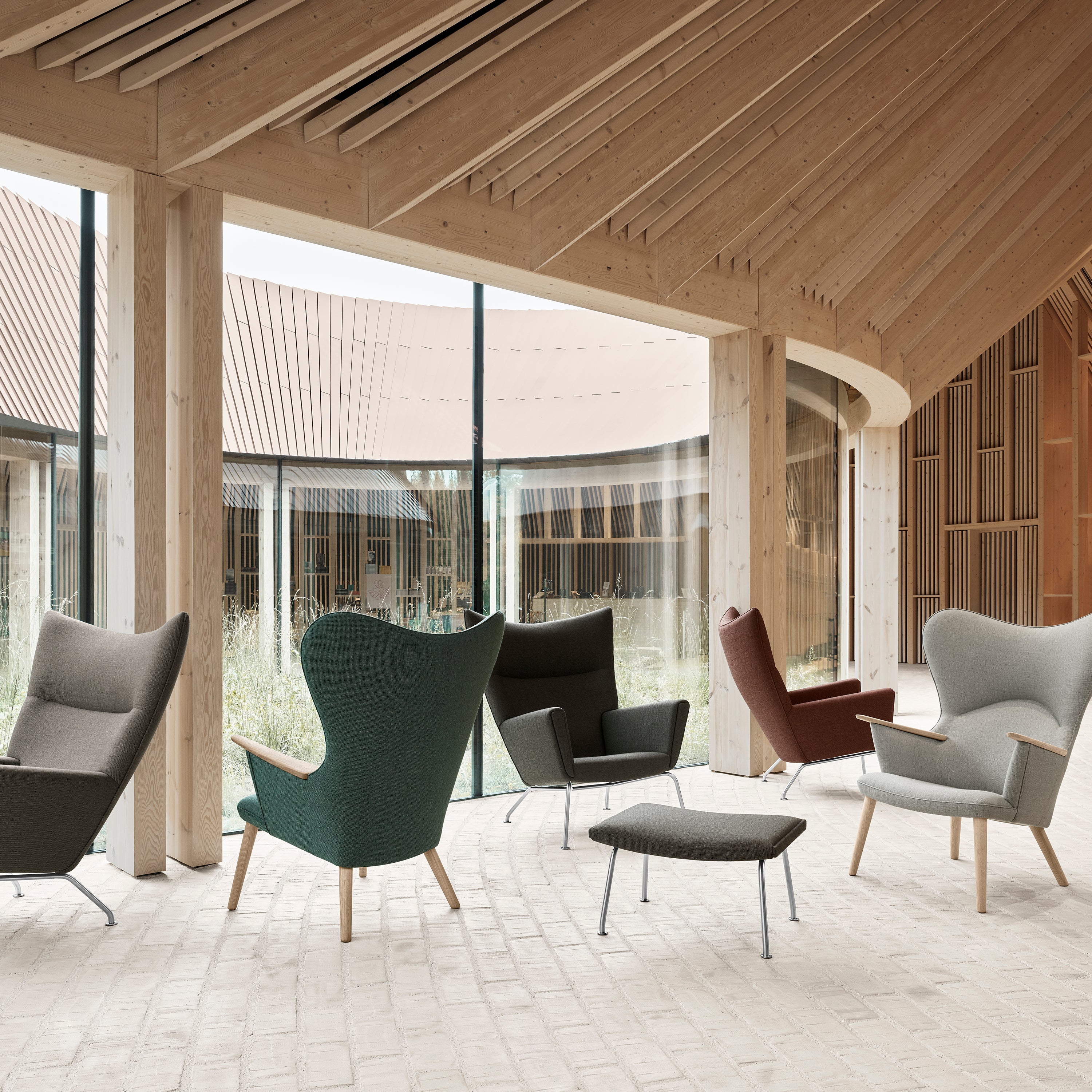 CH78 Mama Bear Lounge Chair