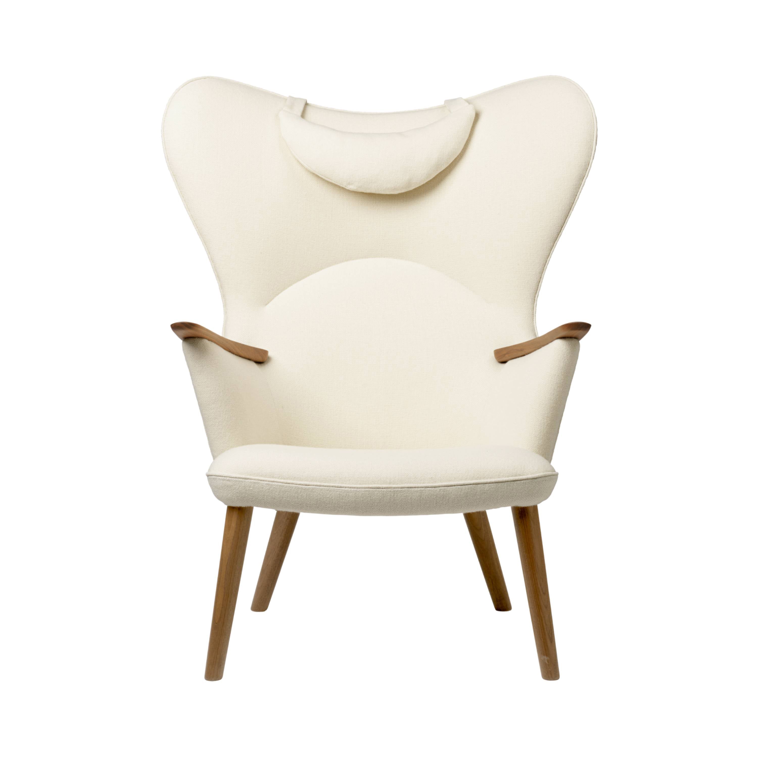 CH78 Mama Bear Lounge Chair: Oiled Walnut + With Neck Pillow