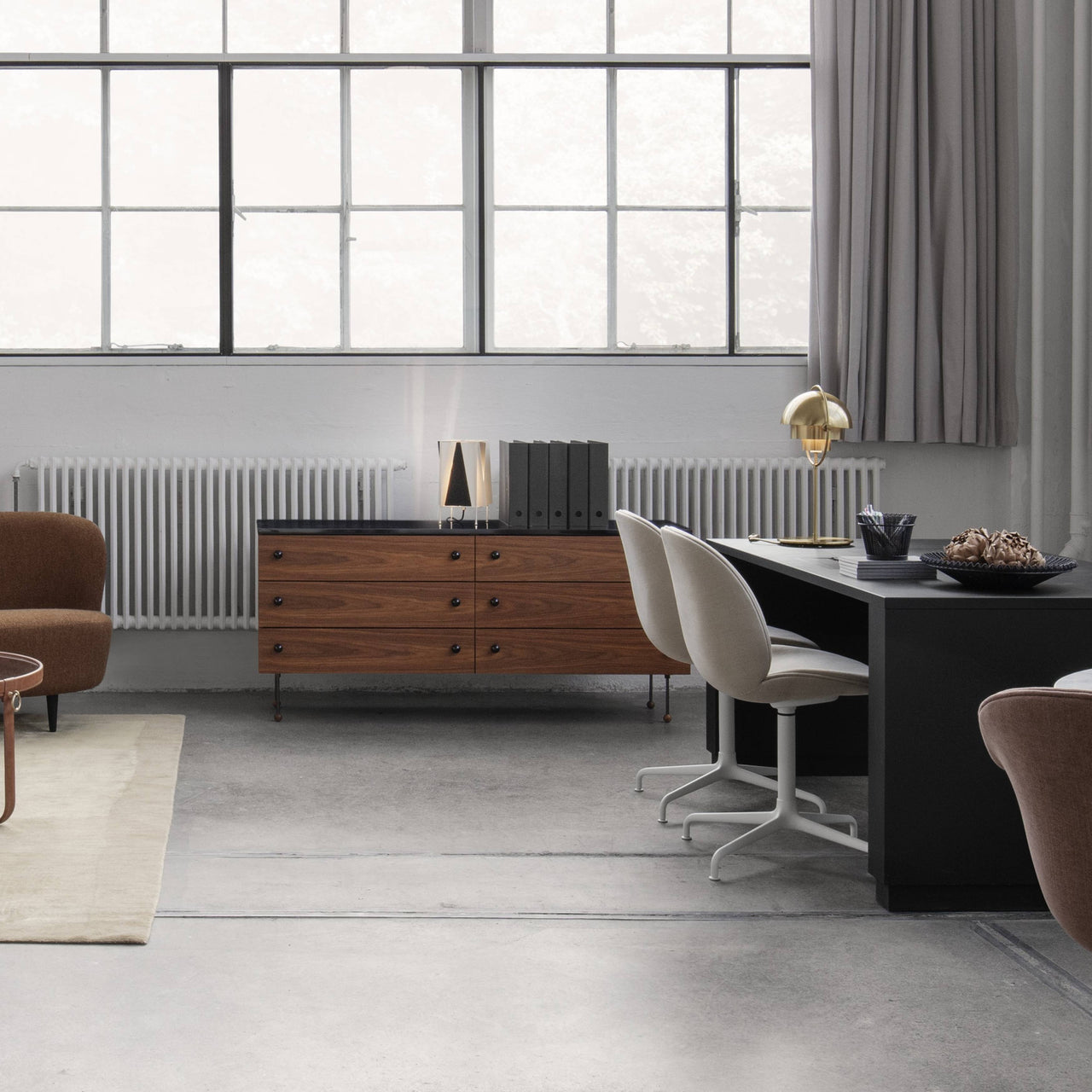 62 Dresser: 6 Drawers