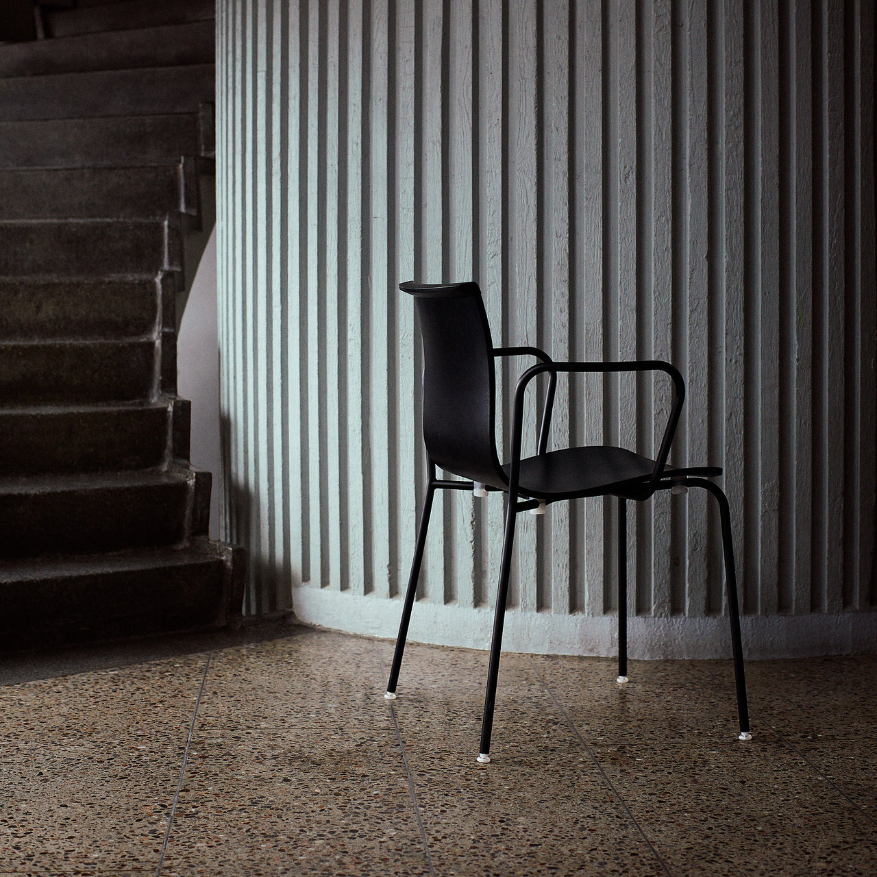 Serif Stacking Chair: Tube Legs