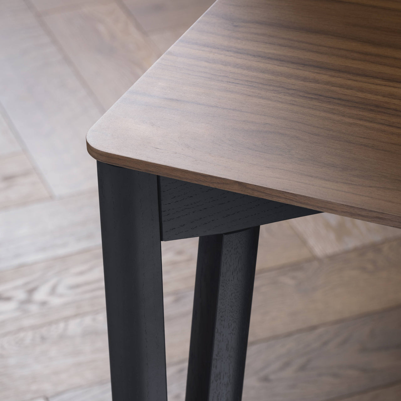 Decapo Fixed Dining Table: Small