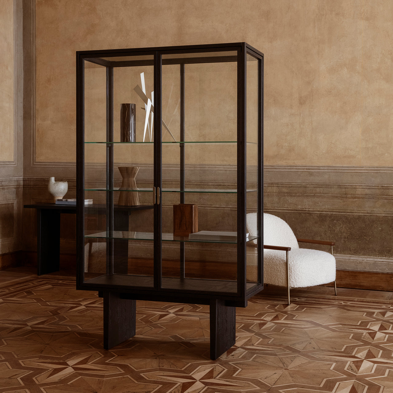 Private Vitrine