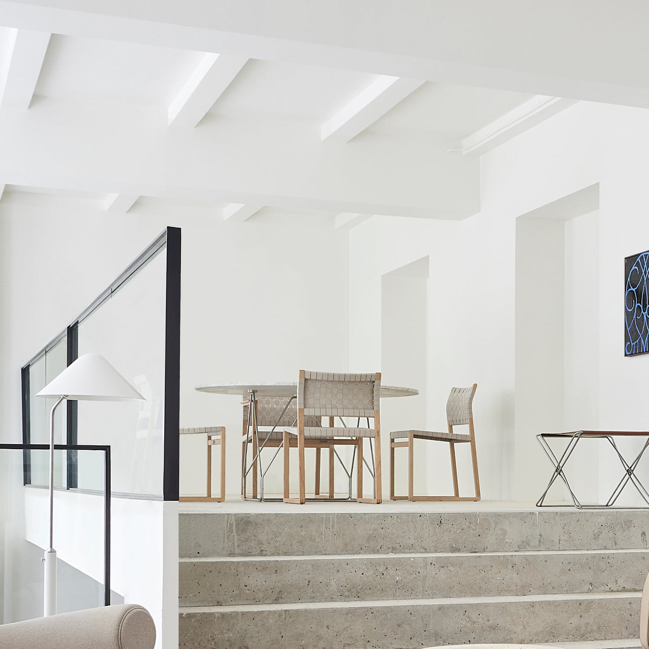BM62 + BM61 Chair: Linen Webbing