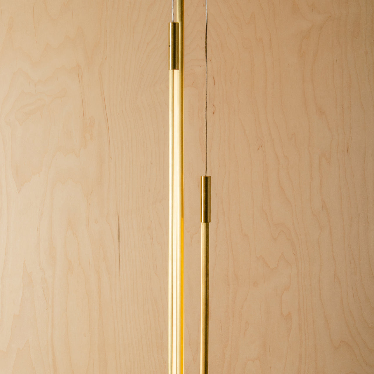 Thin Vertical Suspension Light: Large