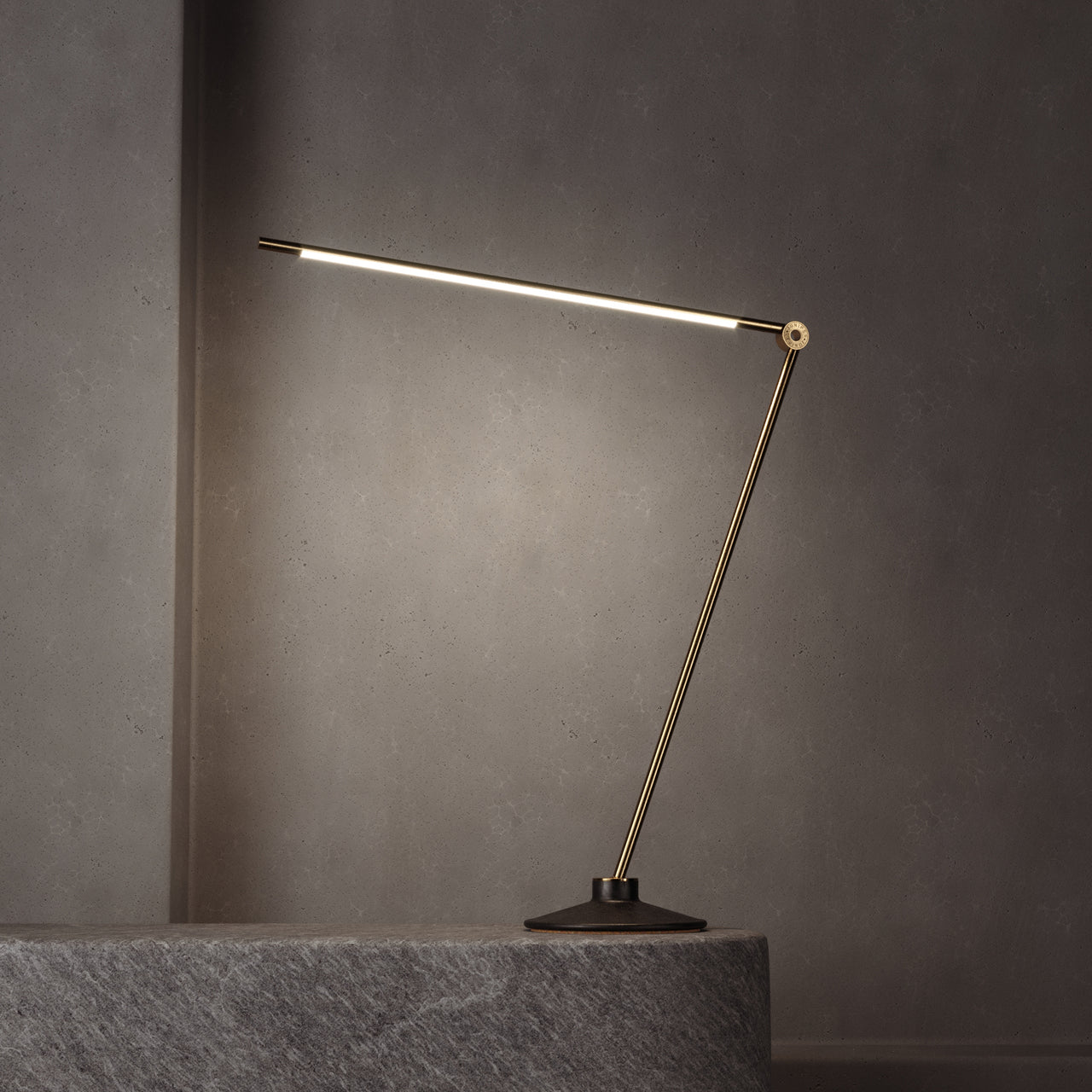 Thin Task Lamp