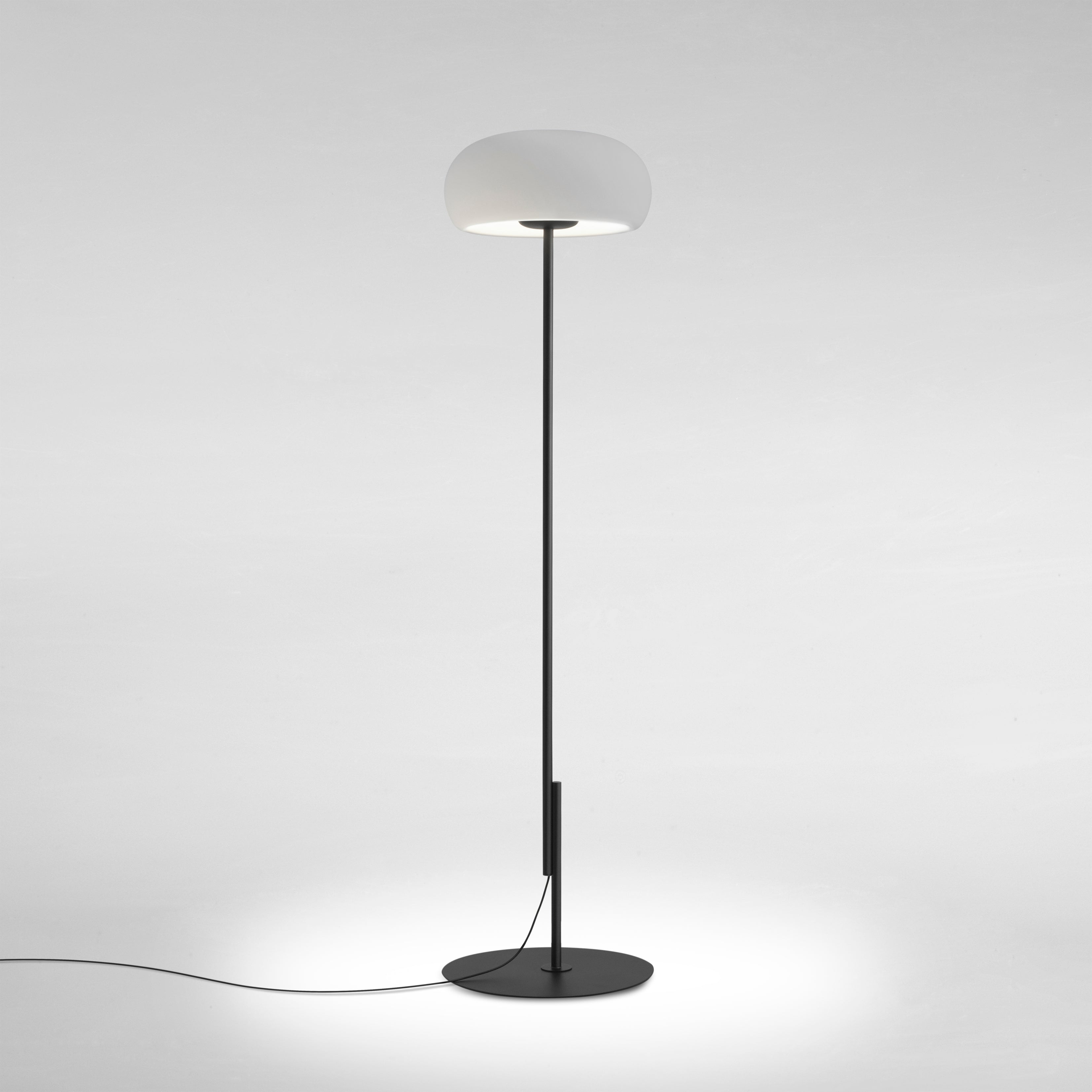 Vetra Floor Lamp