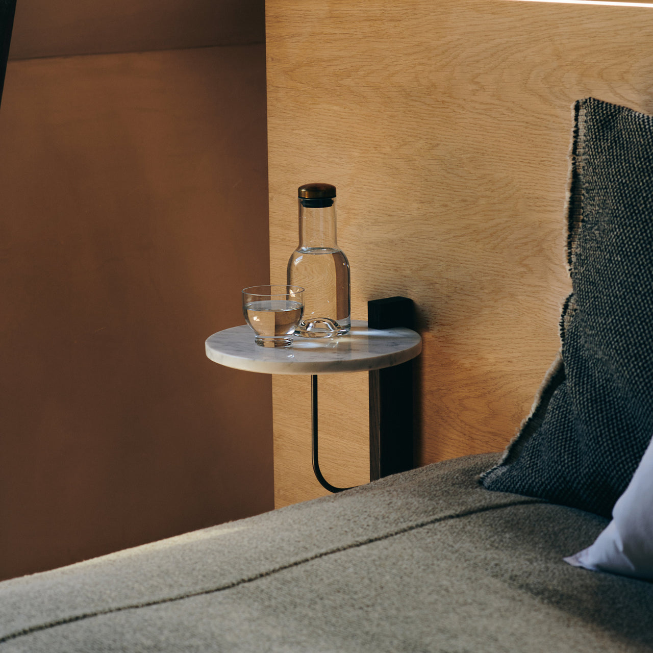Corbel Shelf: Quick Ship
