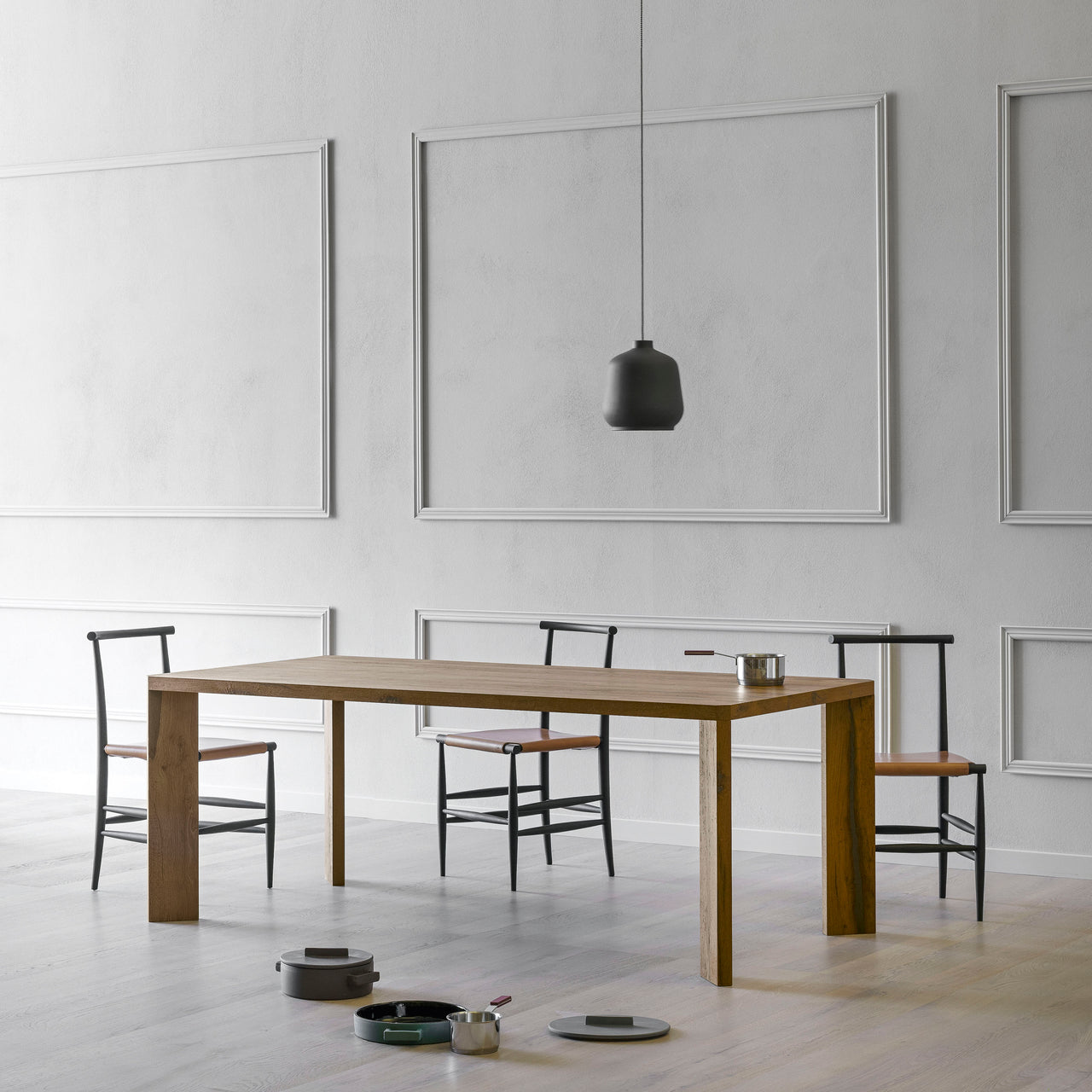 Manero Dining Table