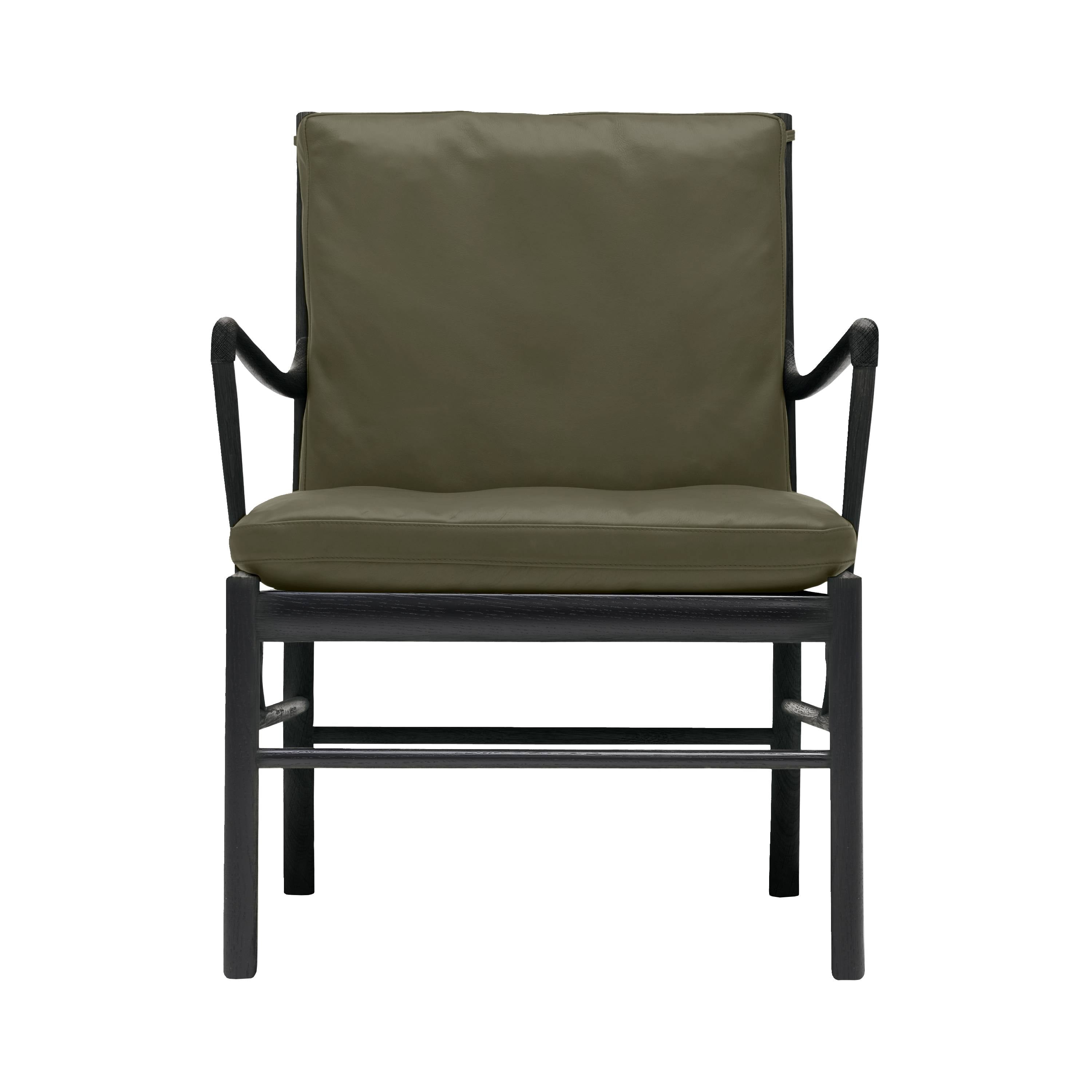 OW149 Colonial Chair: Black Oak