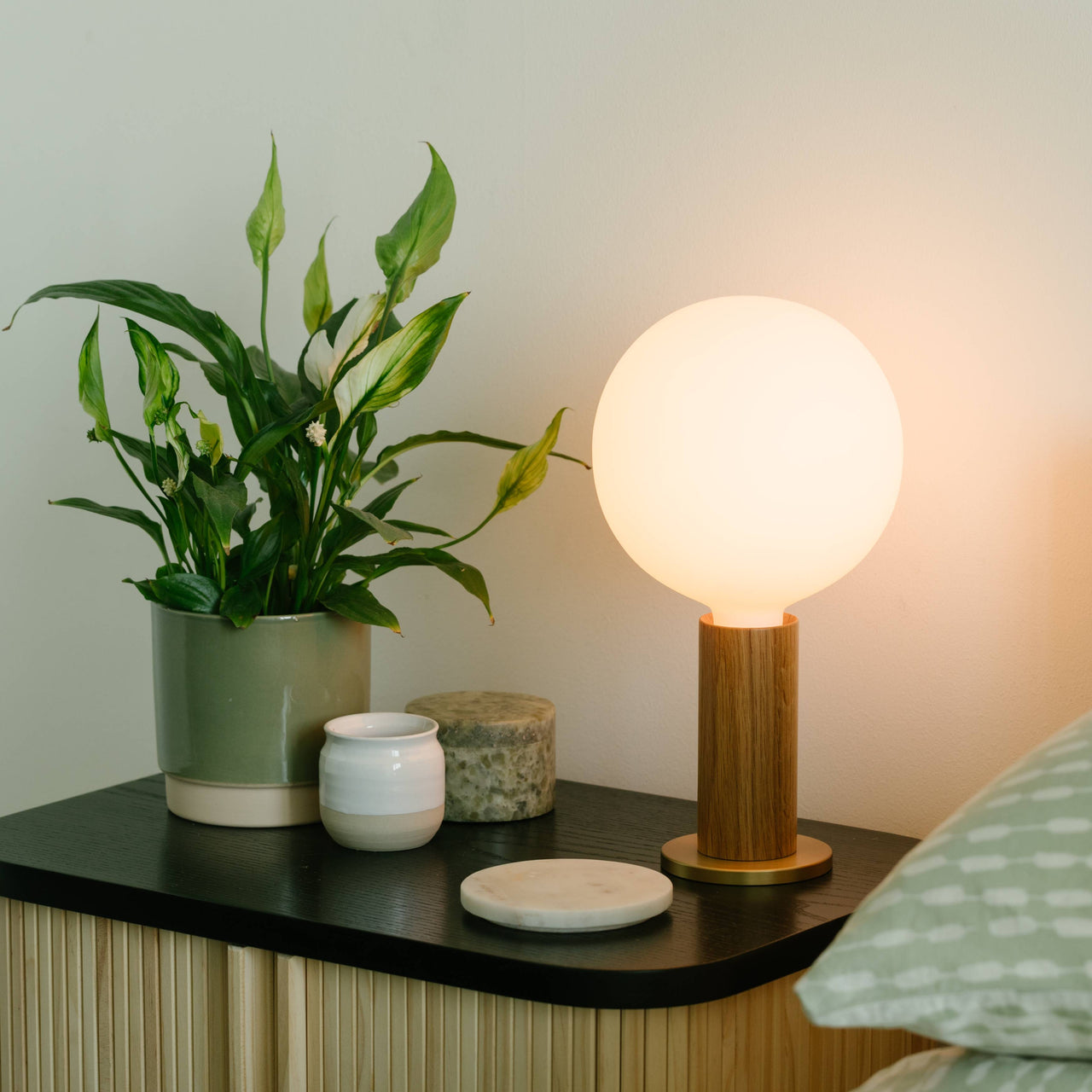 Knuckle Table Lamp