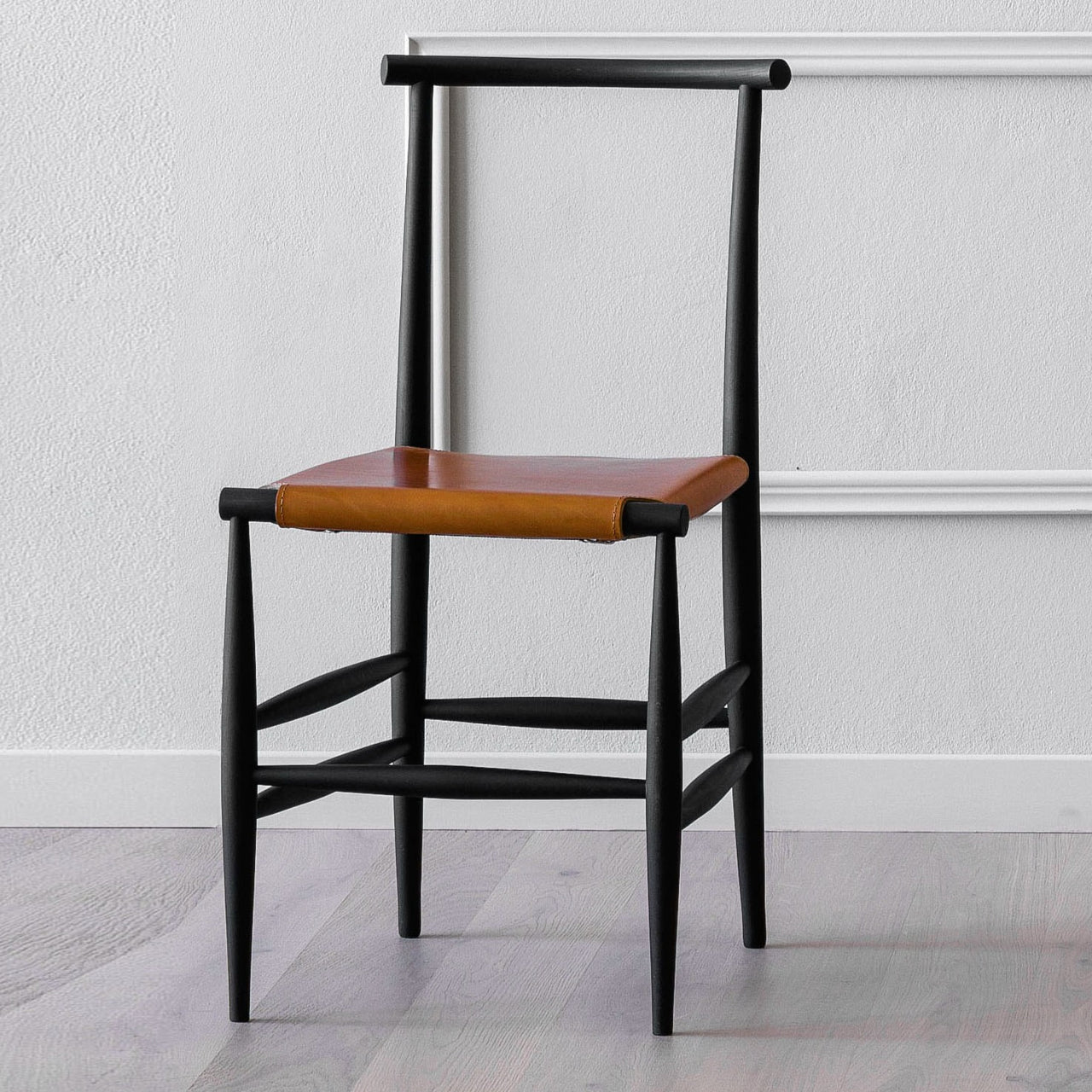 Pelleossa Chair: Seat Upholstered