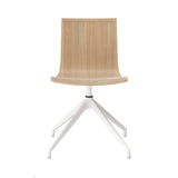 Serif Chair: 4 Star Base: White + Natural Oak + Without Armrest