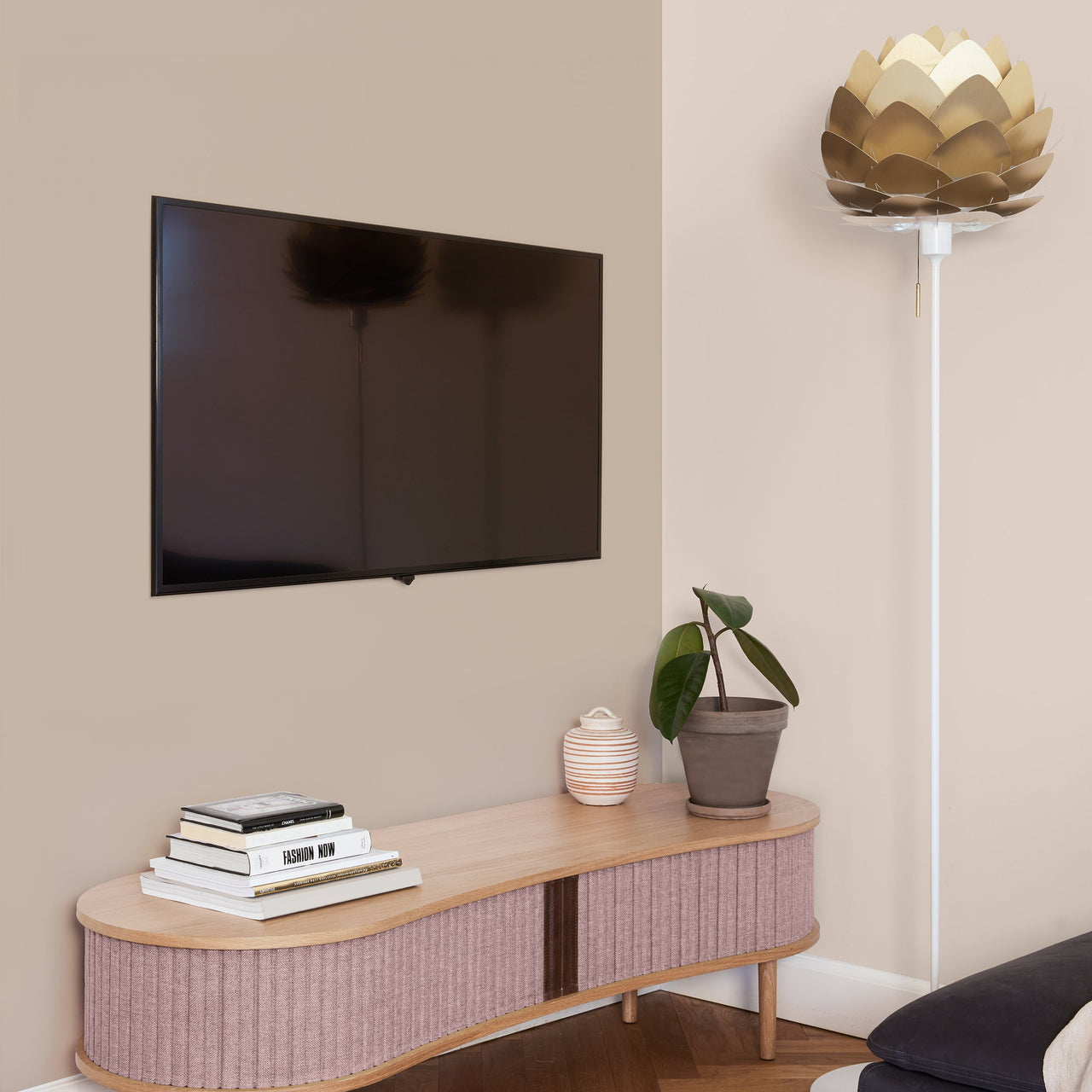 Aluvia Champagne Floor Lamp: Quick Ship