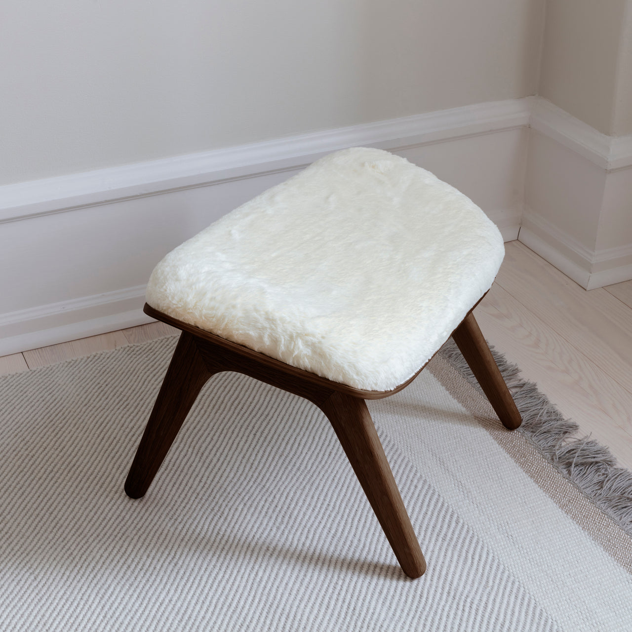 The Reader Ottoman