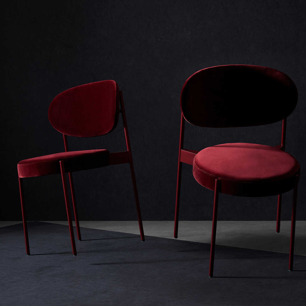 Series 430 Chair: Stacking