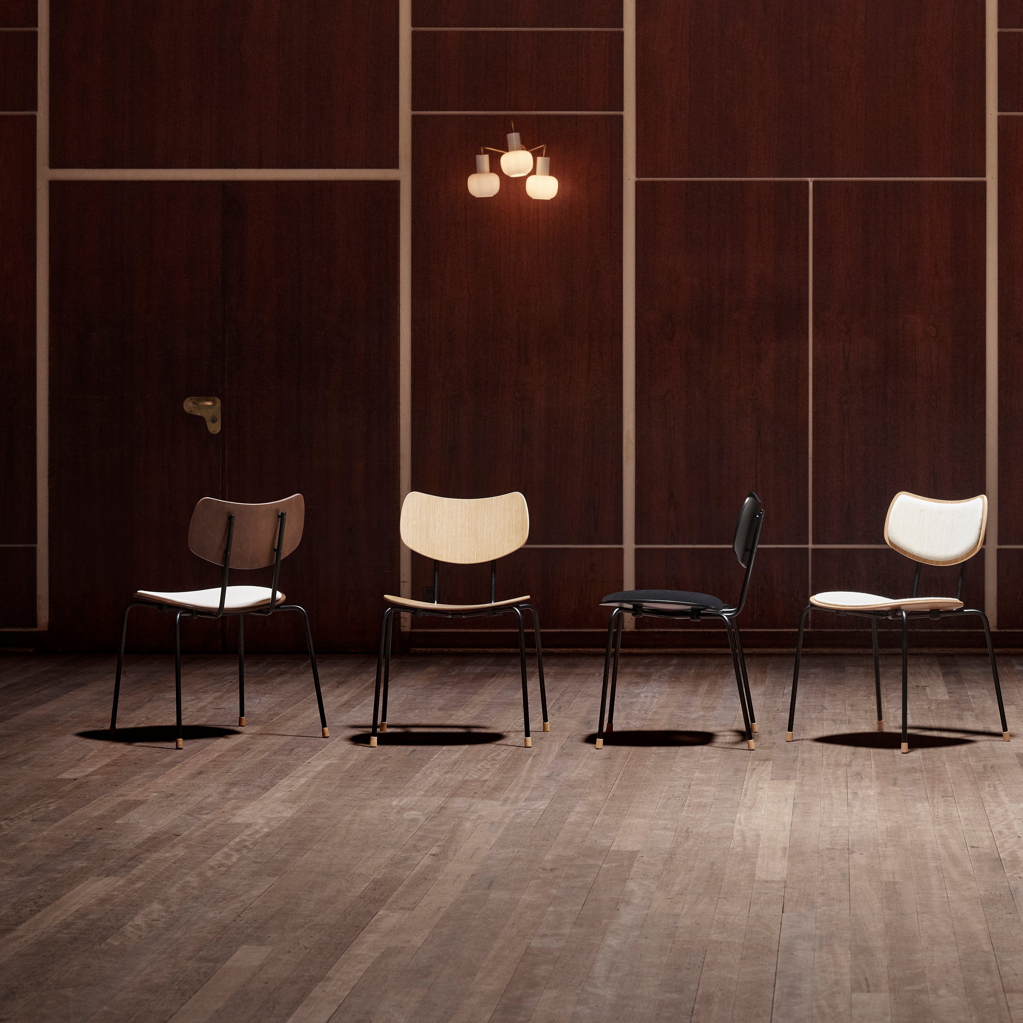 VLA26T Stacking Vega Chair