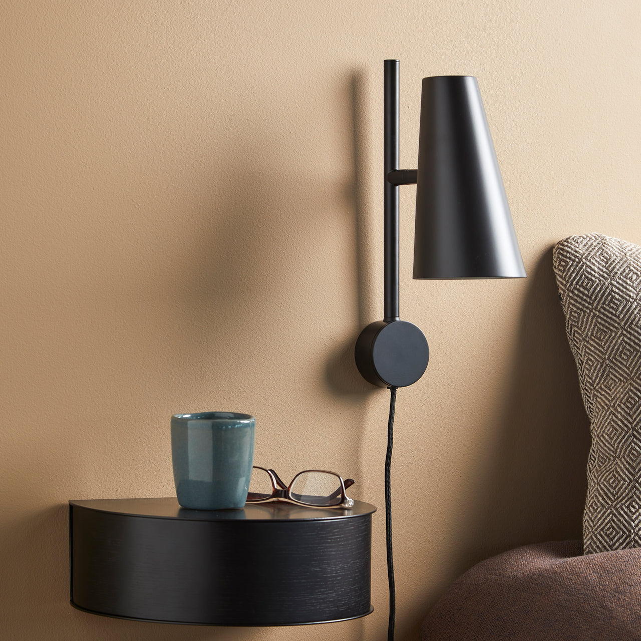 Cono Wall Lamp