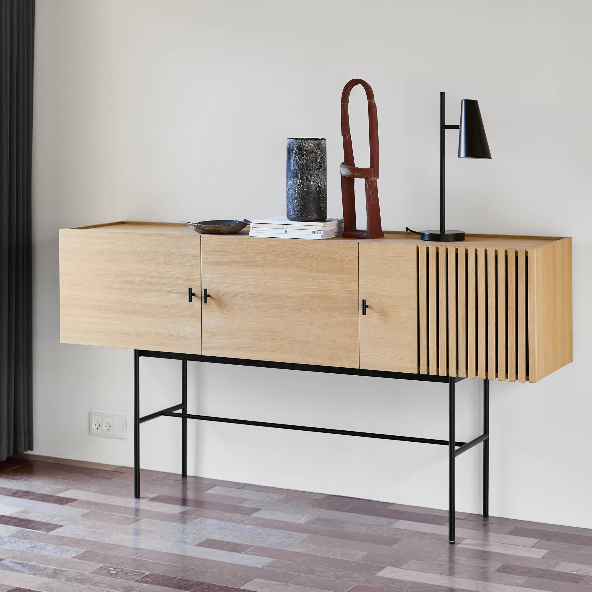 Array Sideboard