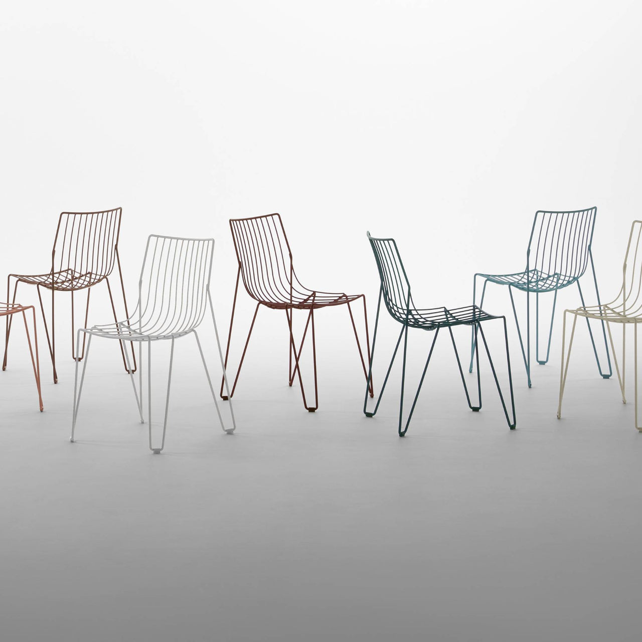 Tio Stacking Chair
