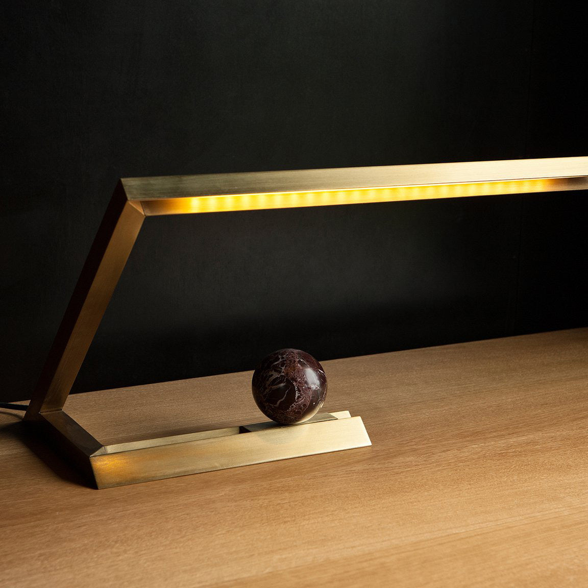 Oud LED Table Lamp