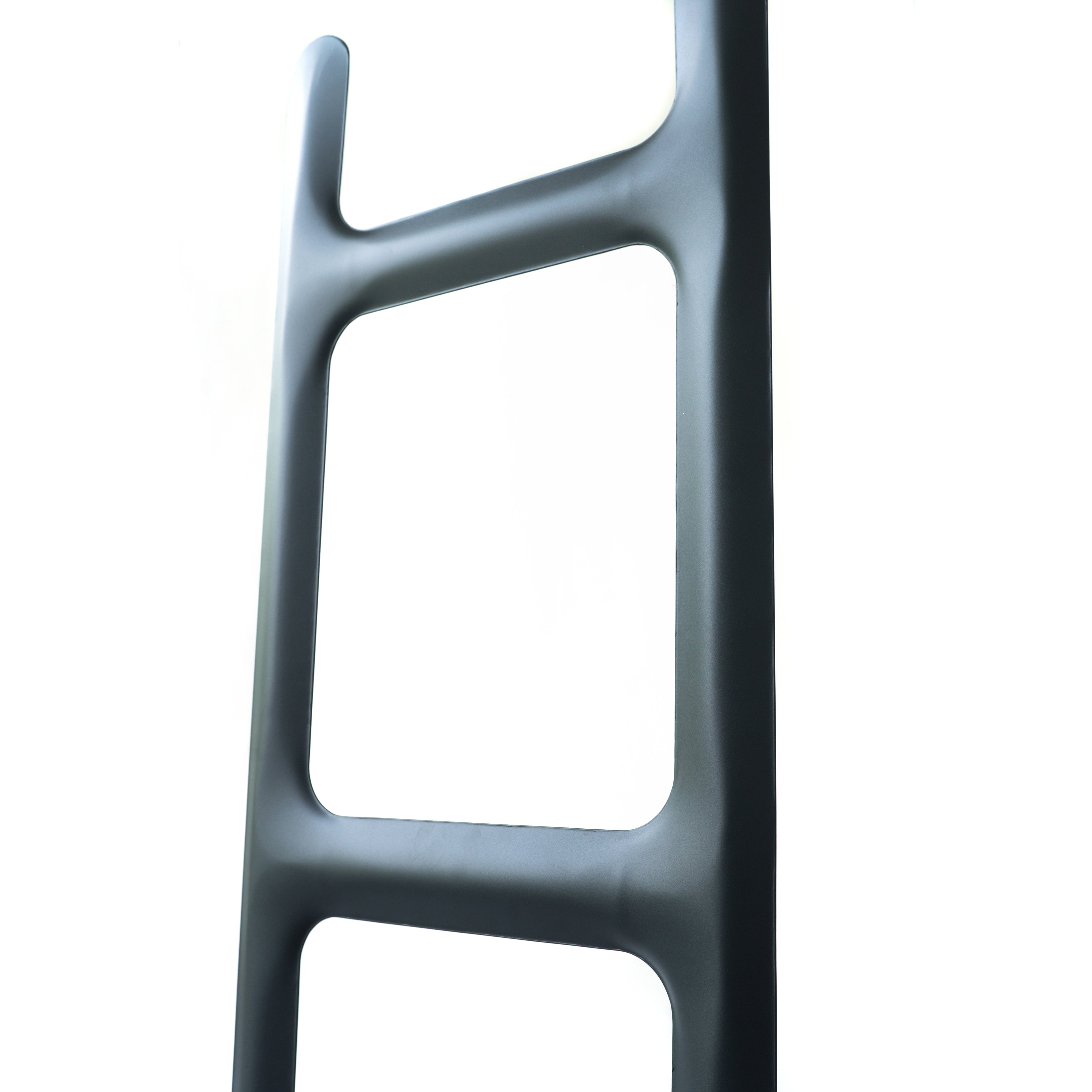 Drab Ladder Hanger