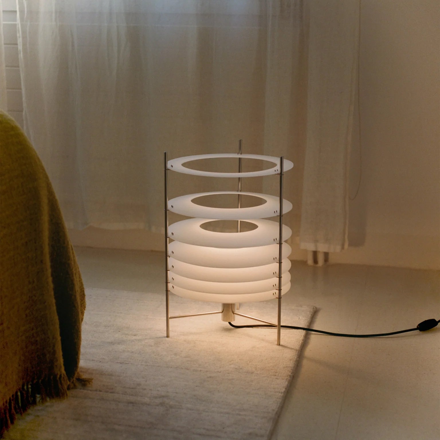 Topuro Table Lamp