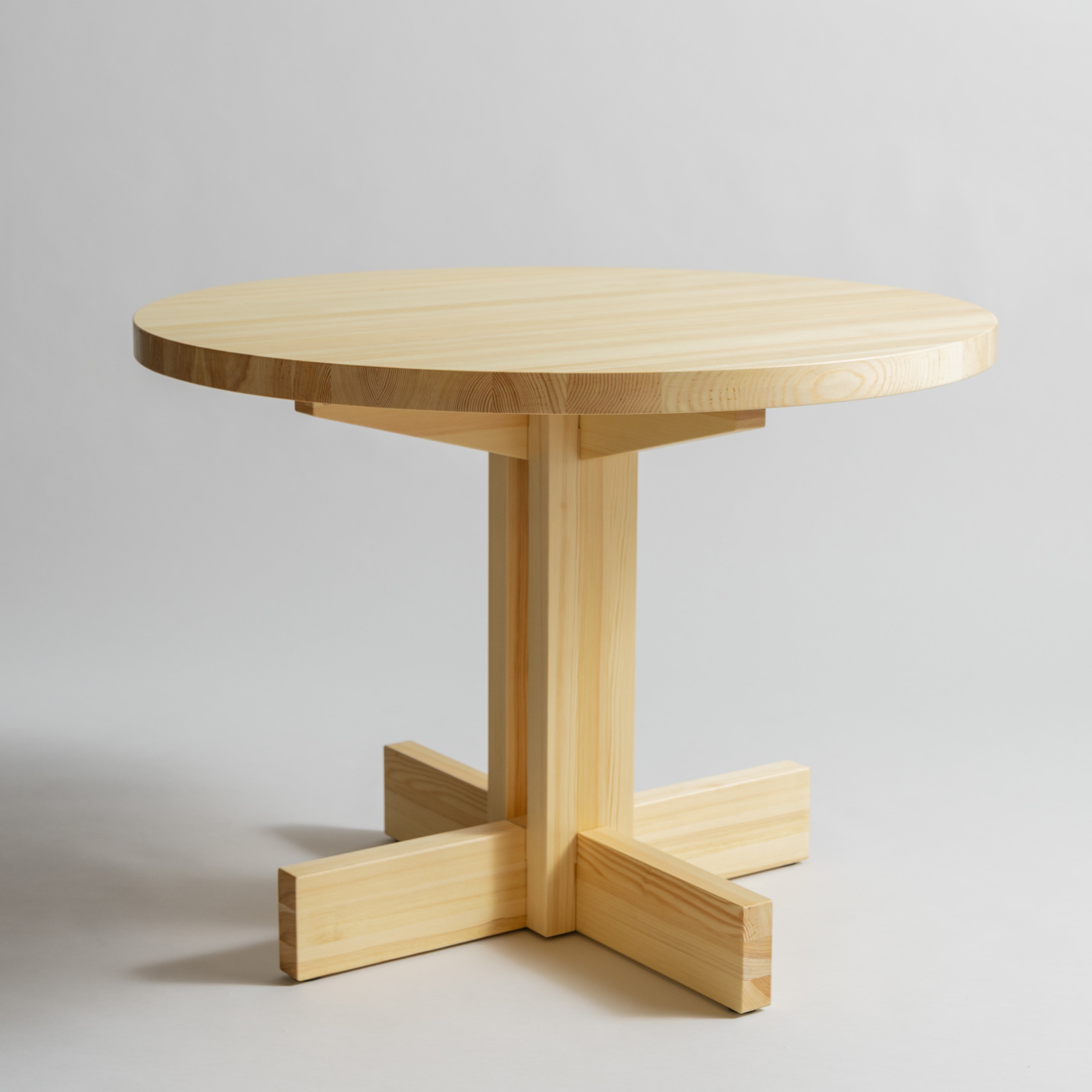 001 Round Dining Table