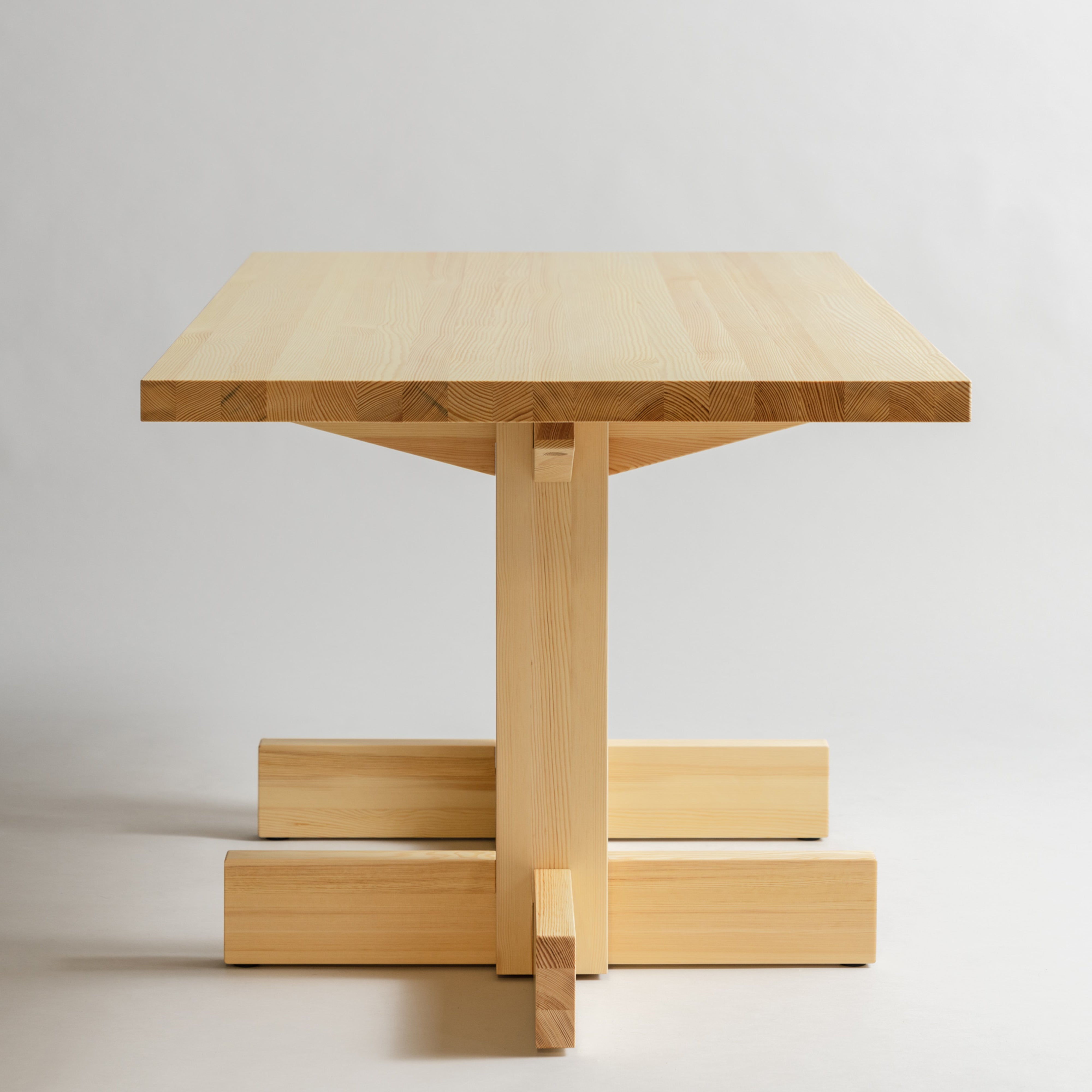 Rectangle Desciontable 001 Rectangular Dining Table | Buy Vaarnii online at A+R
