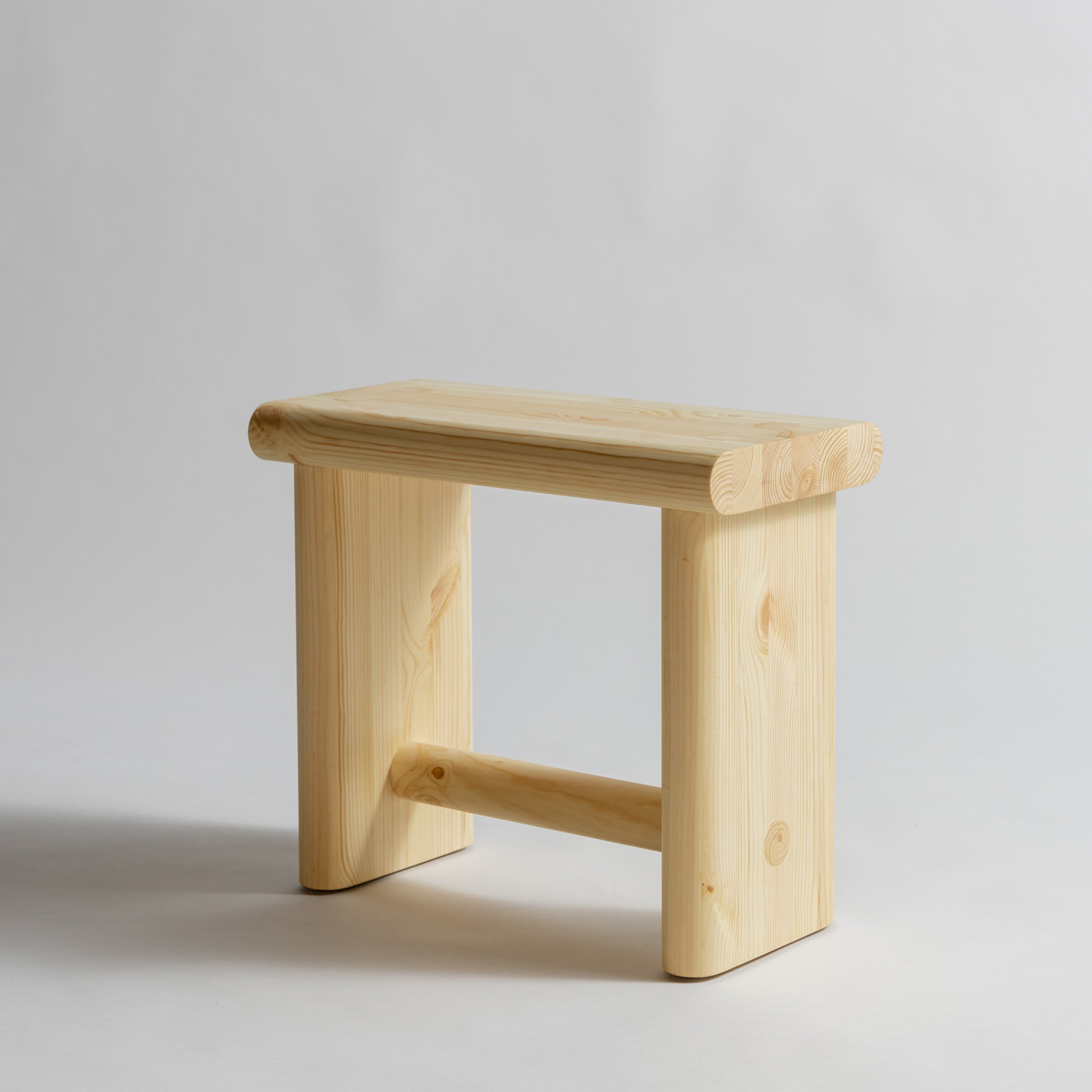 002 Ast Stool