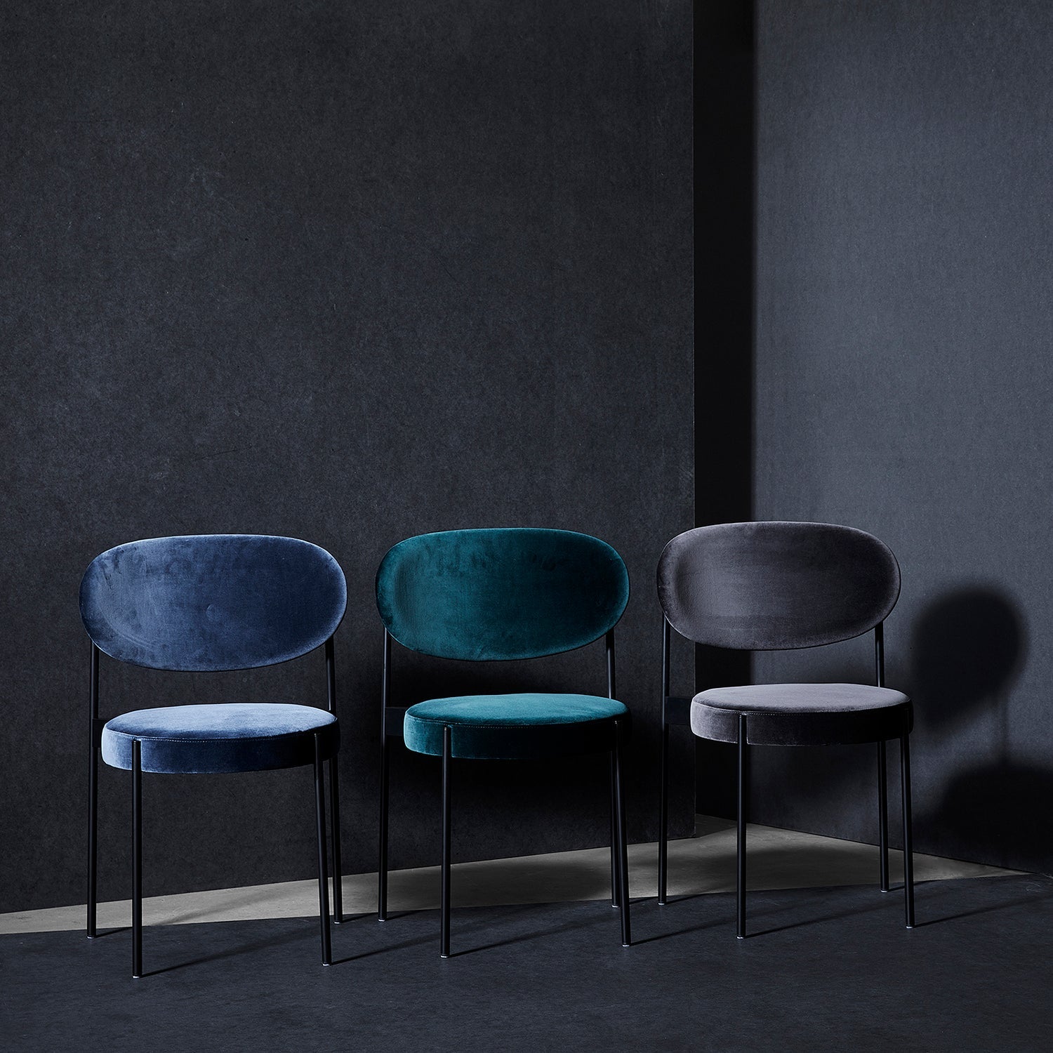 Series 430 Chair: Stacking