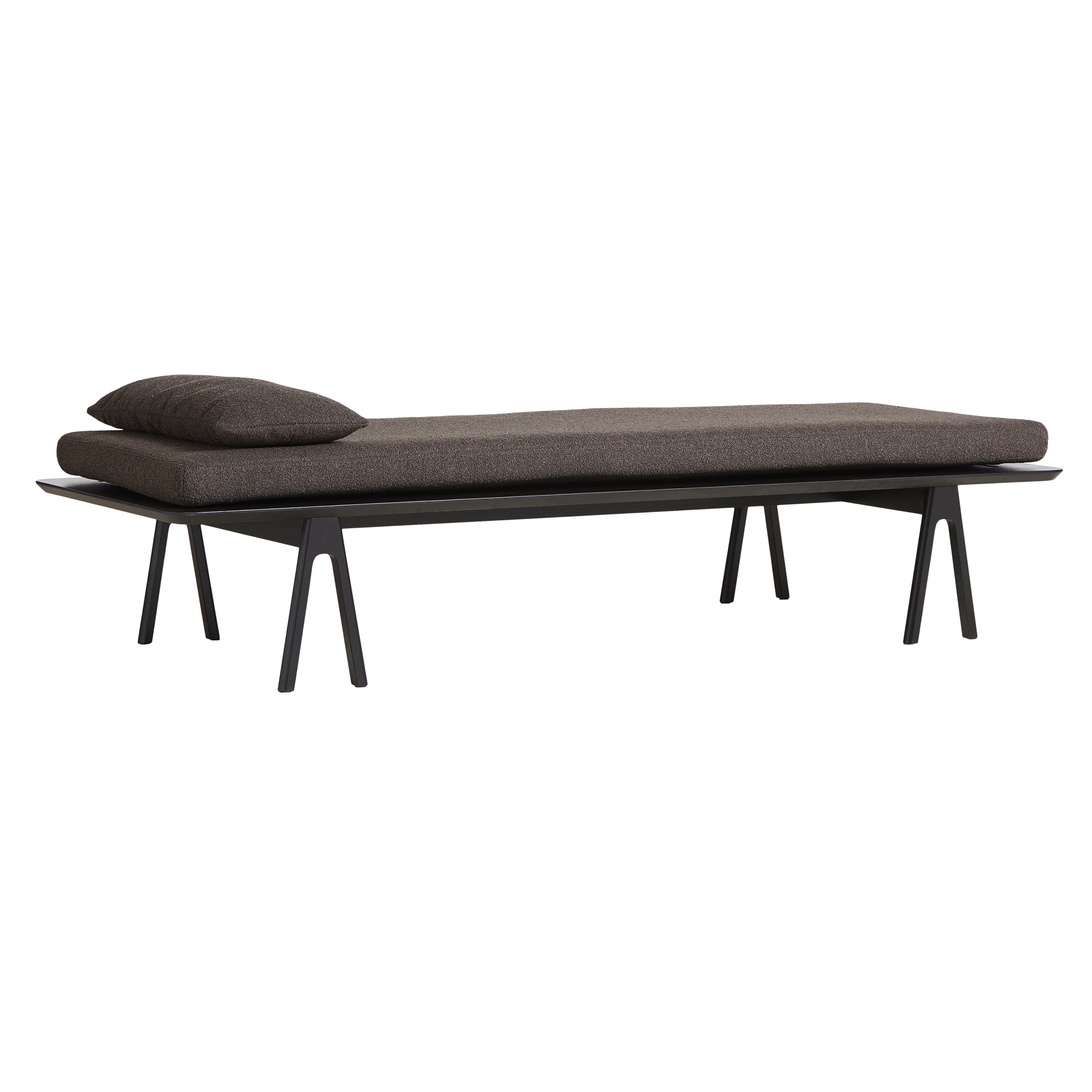 Level Daybed: Black Painted Oak + With Darkbrown Pillow + Alpine 18