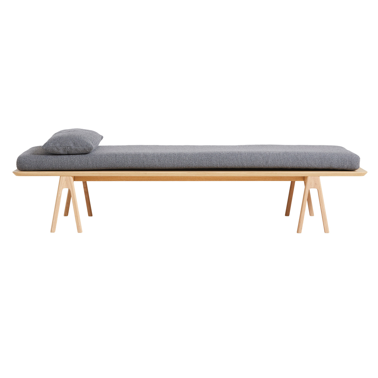 Level Daybed: White Pigmented Oak + With Grey Pillow + Alpine 65