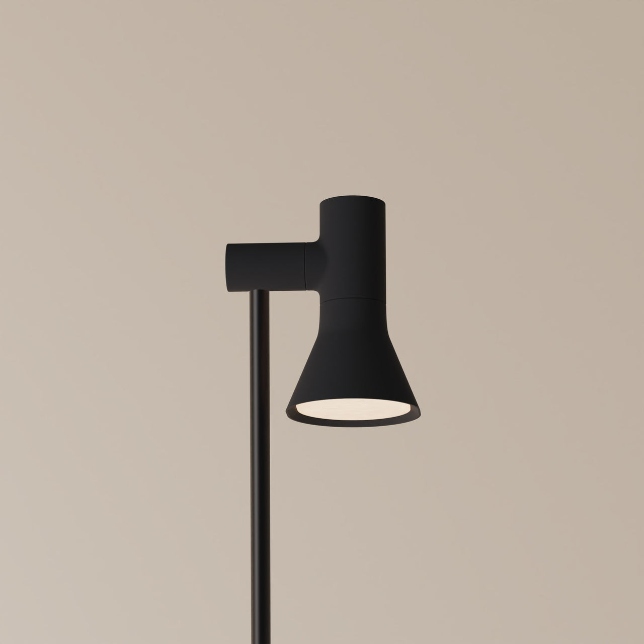 Gallery Floor Light