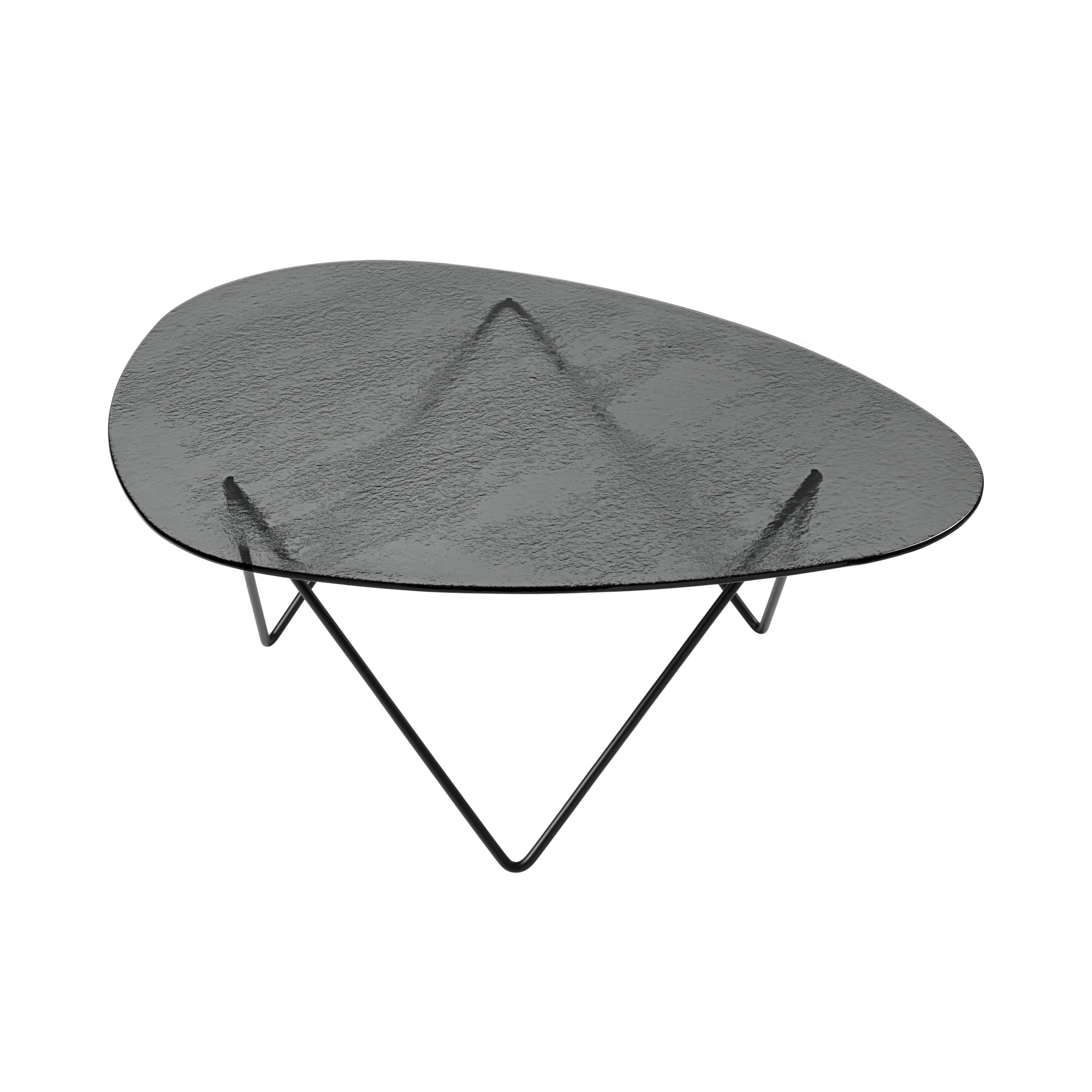 Pedrera Coffee Table: Smoke Structured Glass + Black