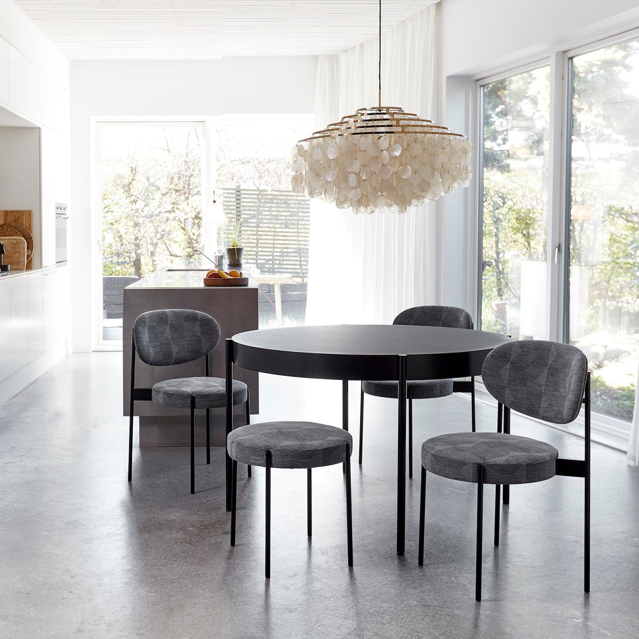 Series 430 Chair: Stacking