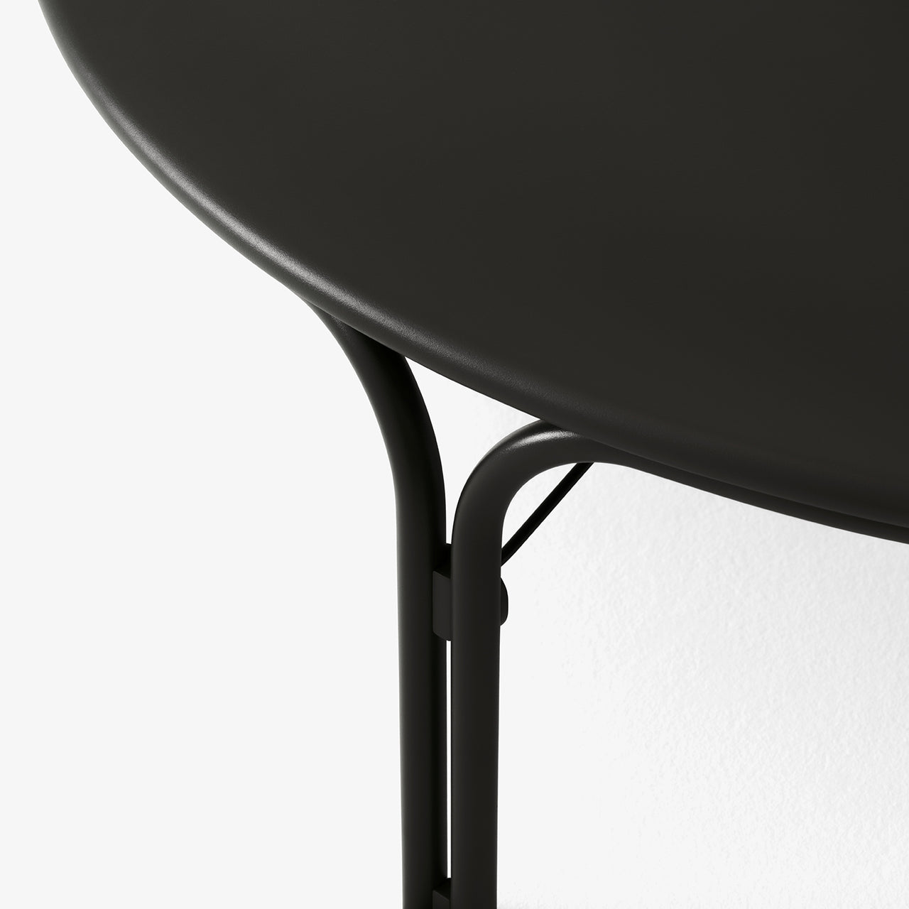 Thorvald SC108 + SC109 Outdoor Coffee Table