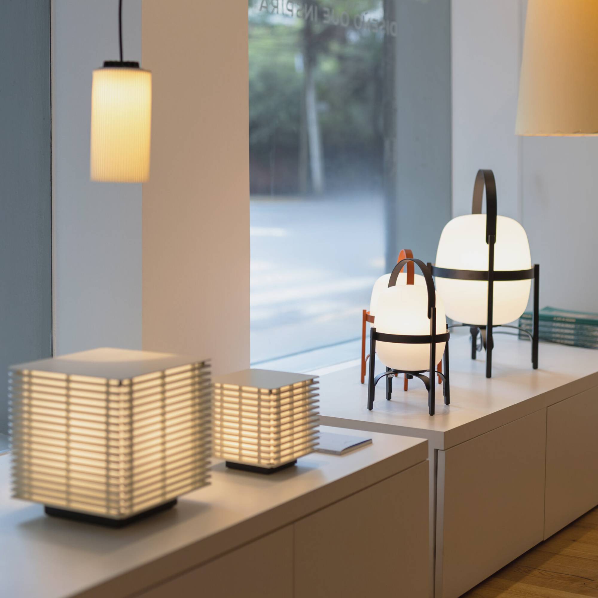 Shiro Portable Table Lamp