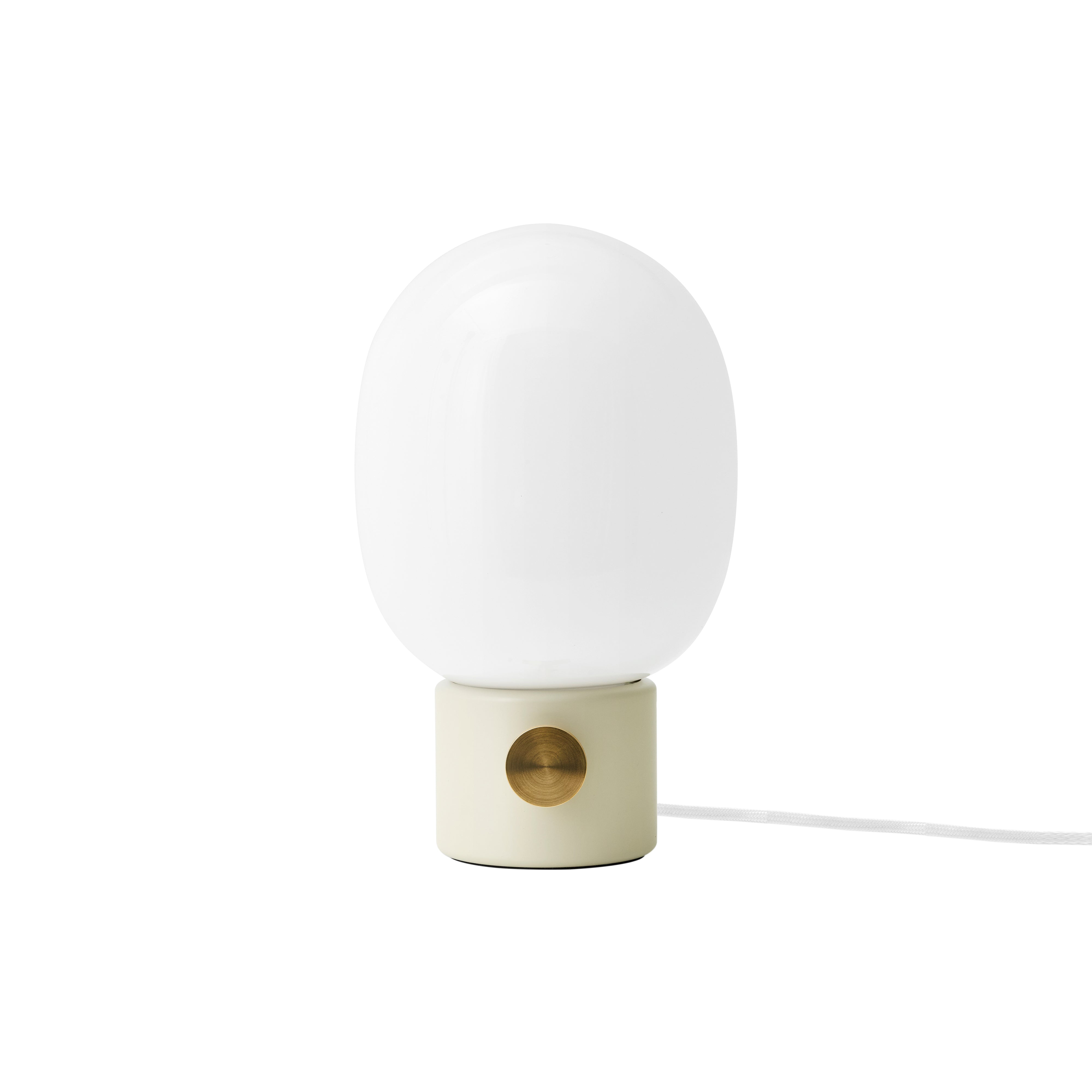 JWDA Metallic Lamp: Alabaster White