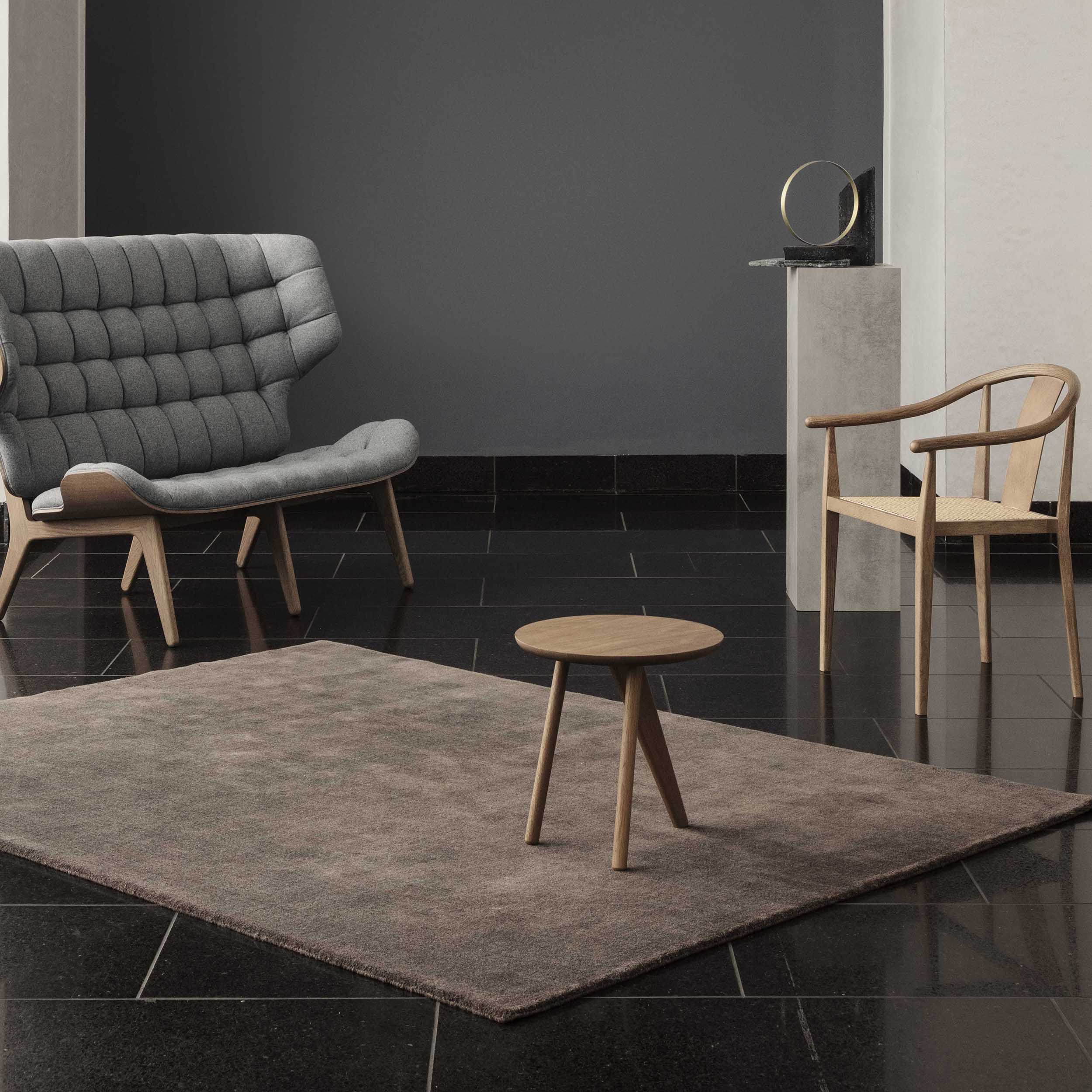 Fin Side Table
