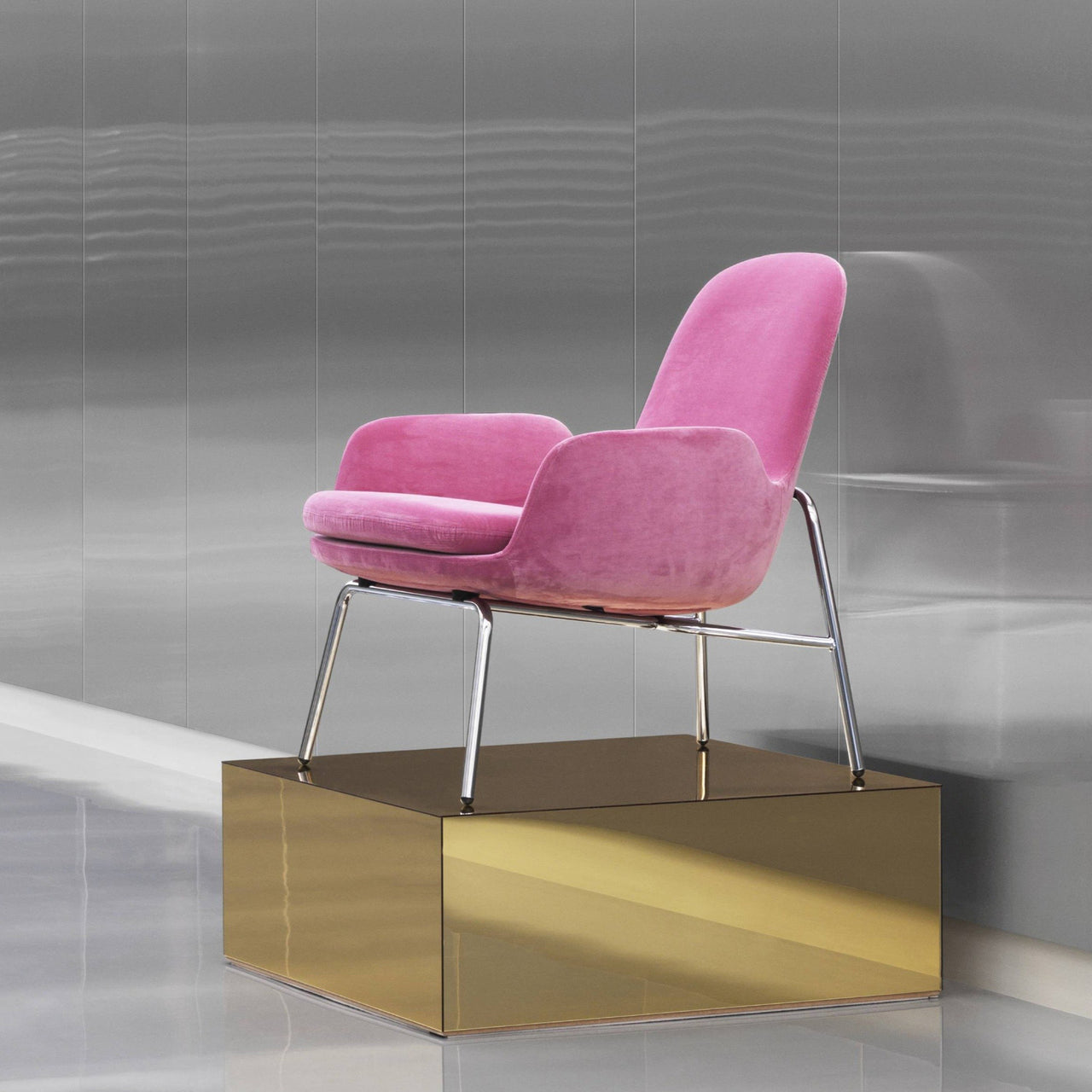 Era Lounge Chair: Low + Metal Base