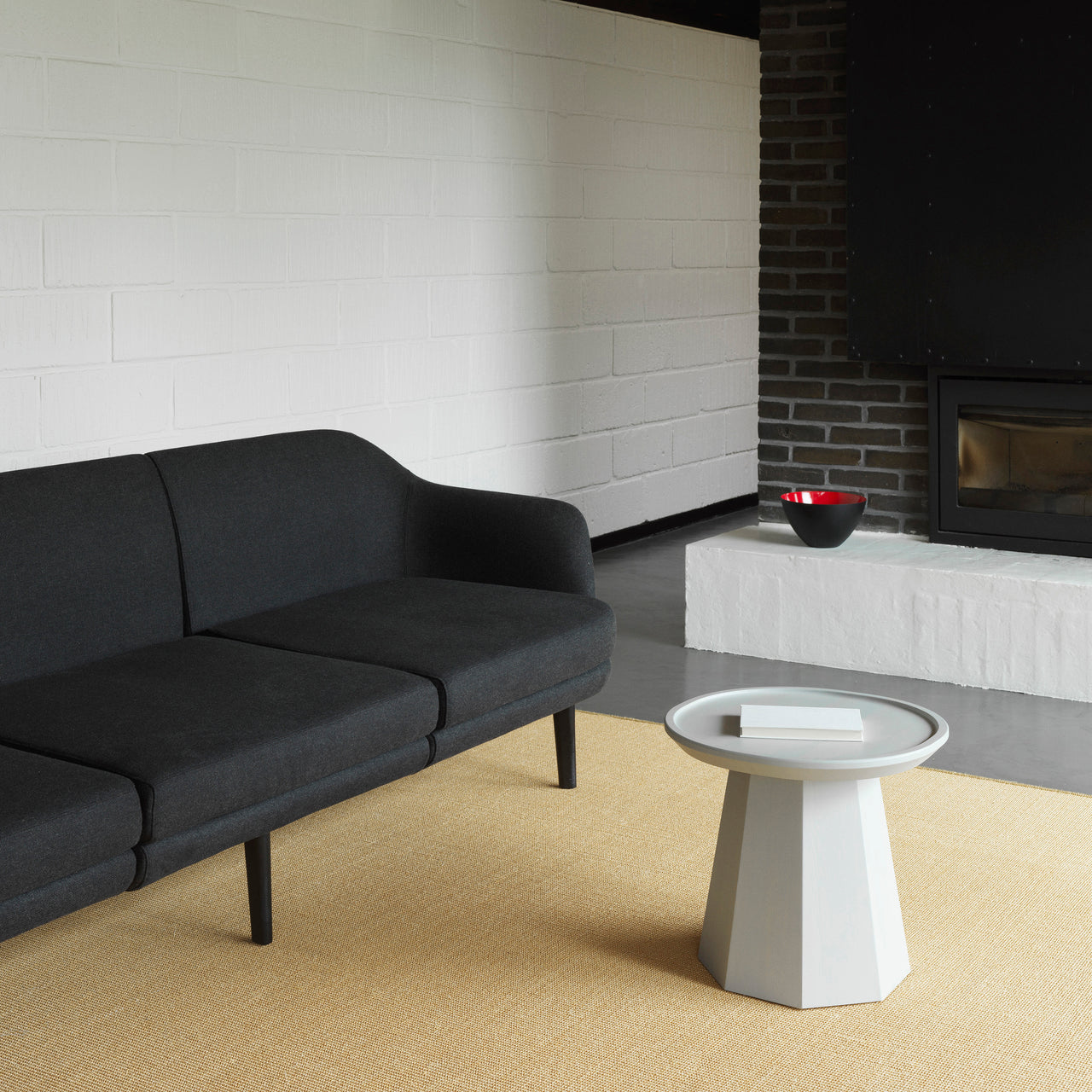Sum Modular Sofa: Black Aluminum Base