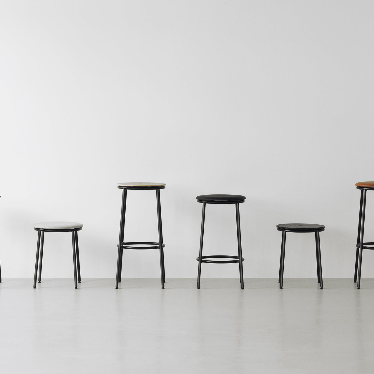 Circa Bar + Counter Stool
