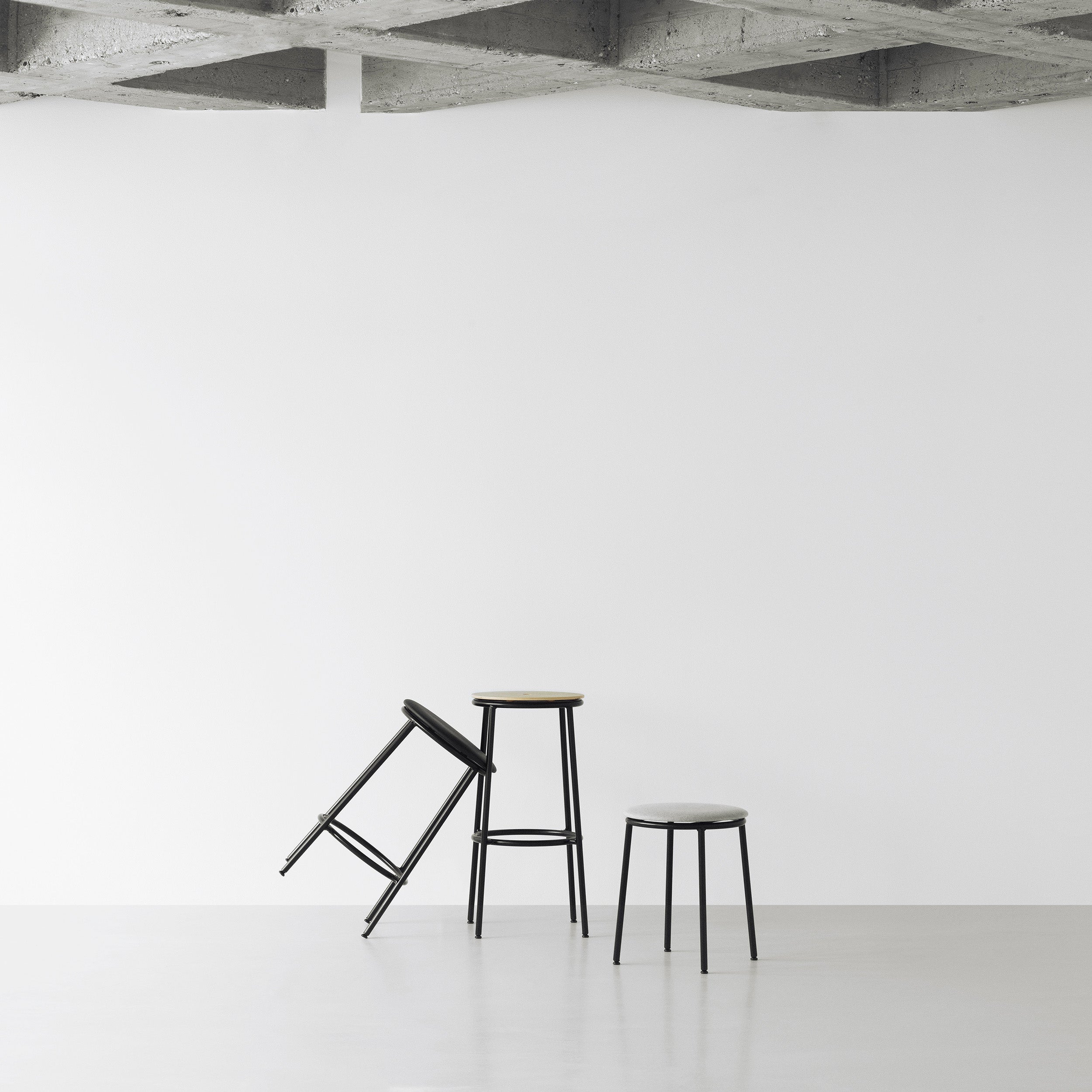 Circa Bar + Counter Stool